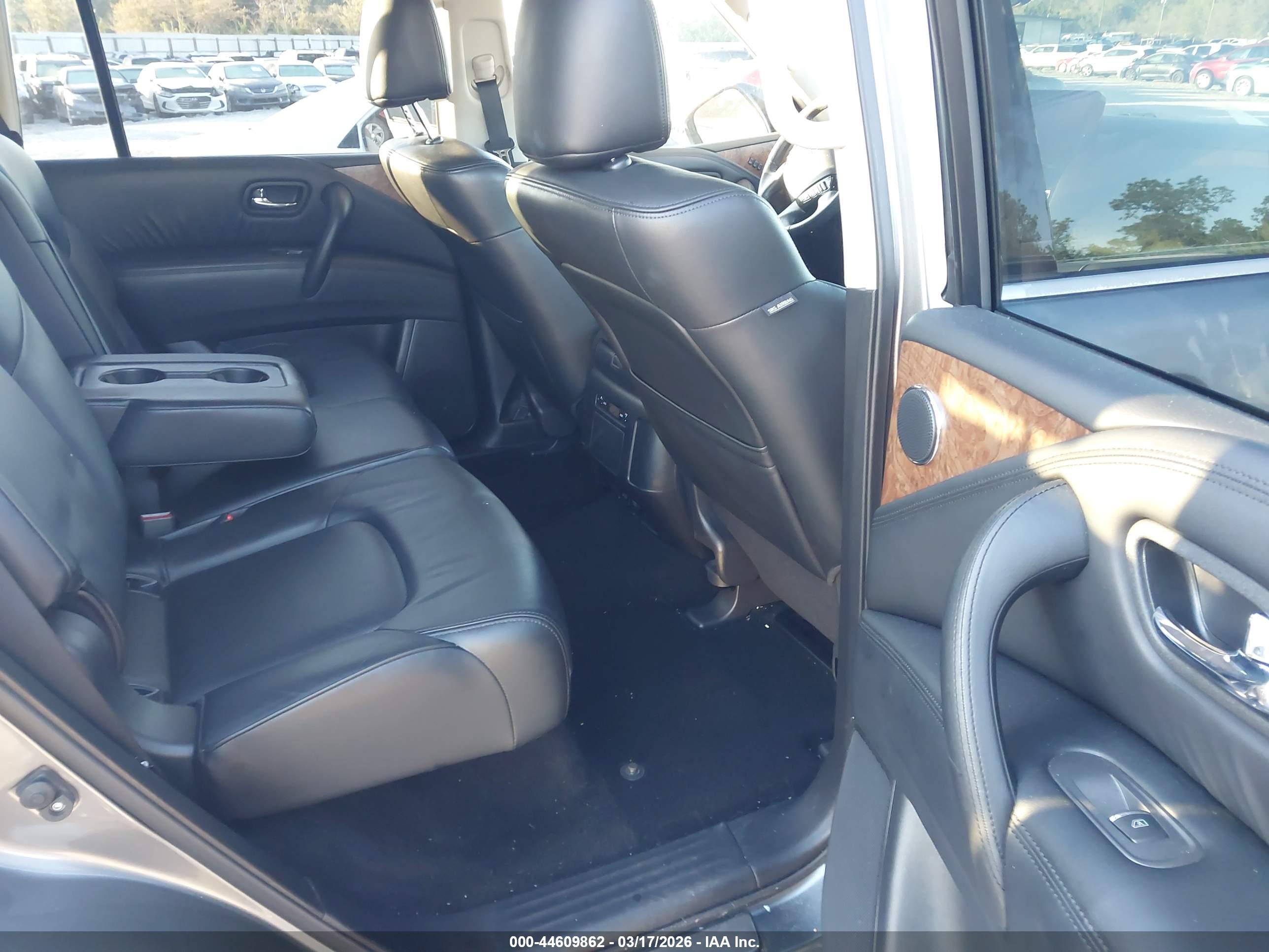 NISSAN ARMADA image 8