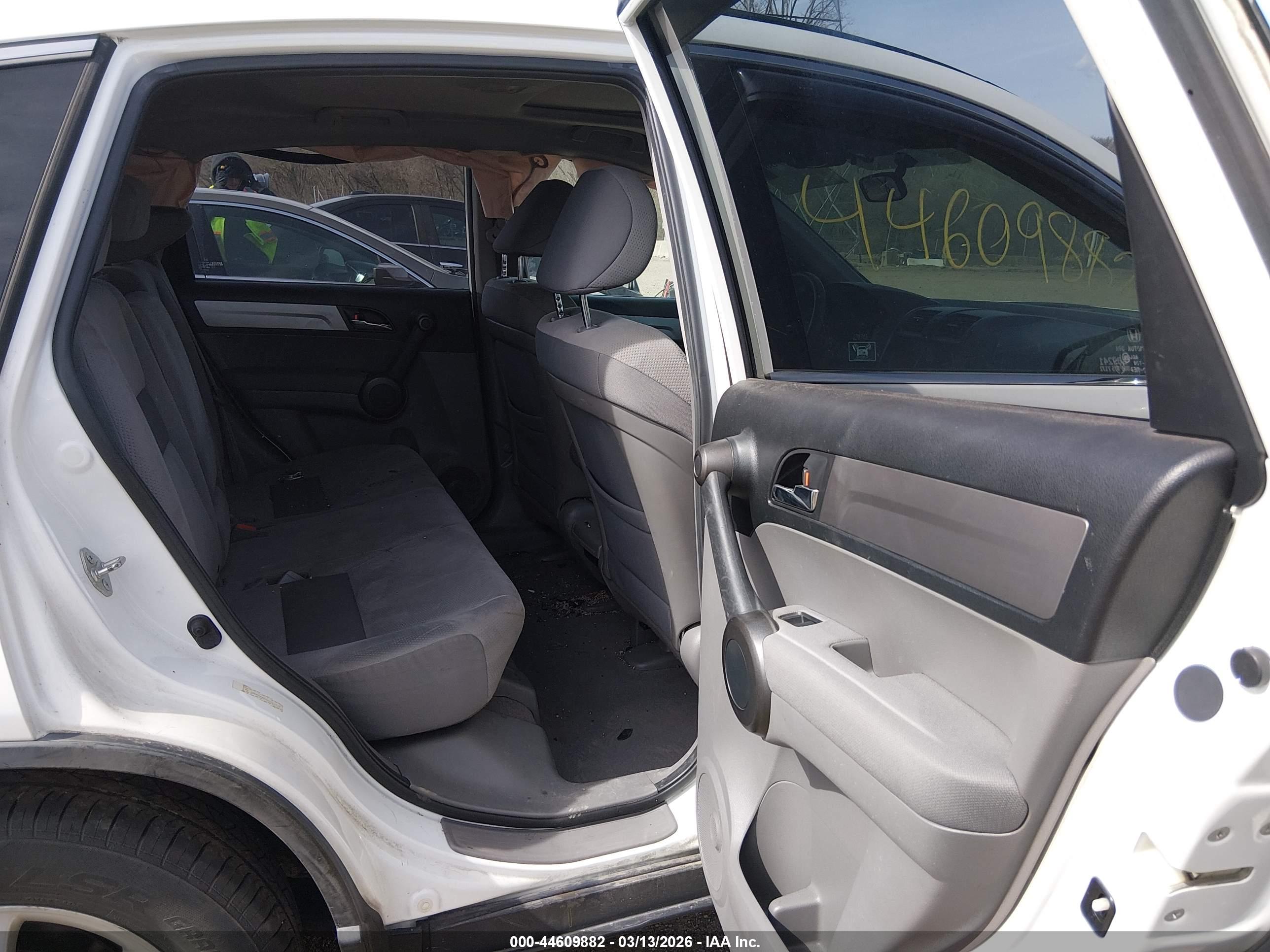 HONDA CR-V image 8