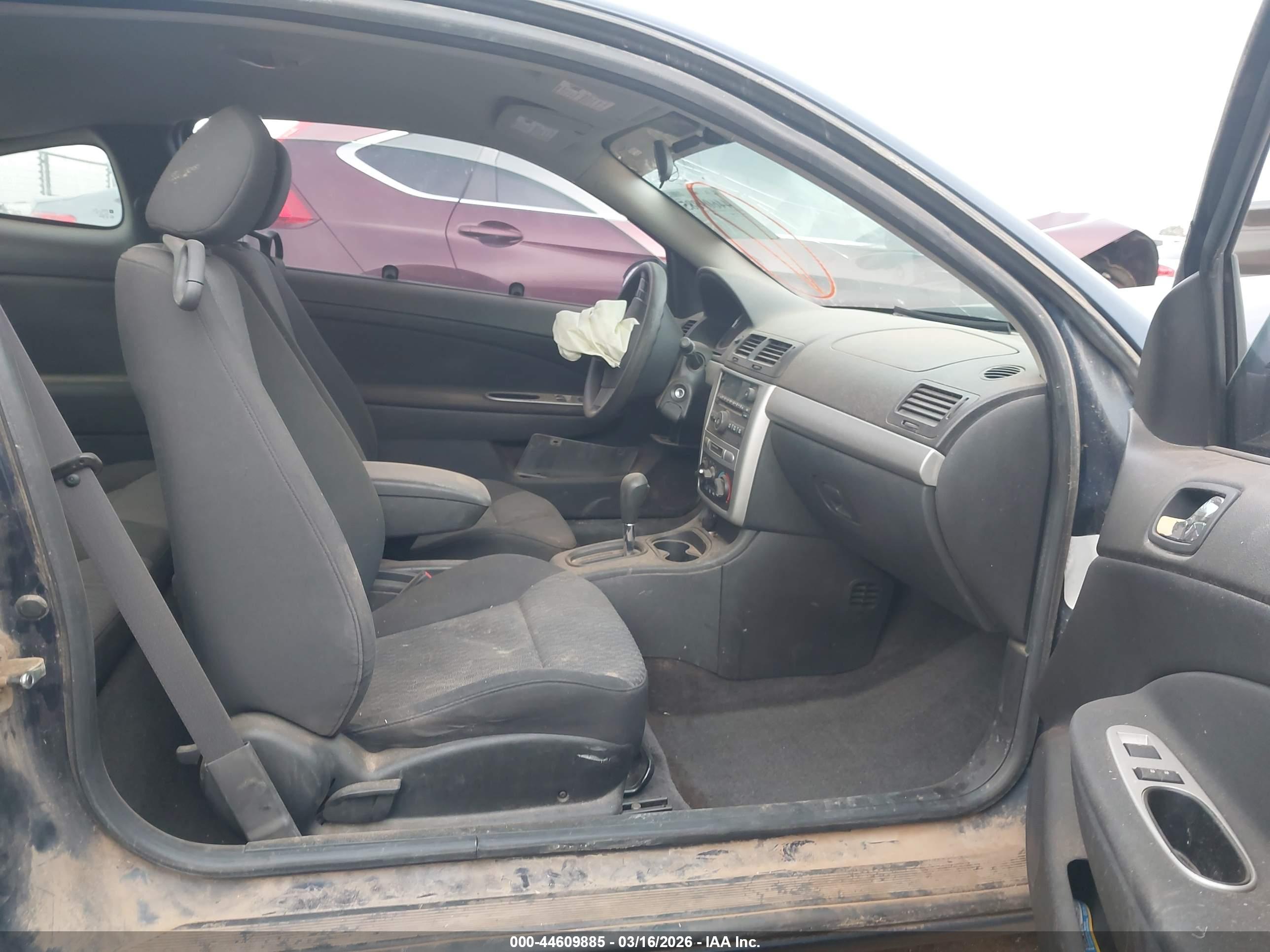 CHEVROLET COBALT image 5