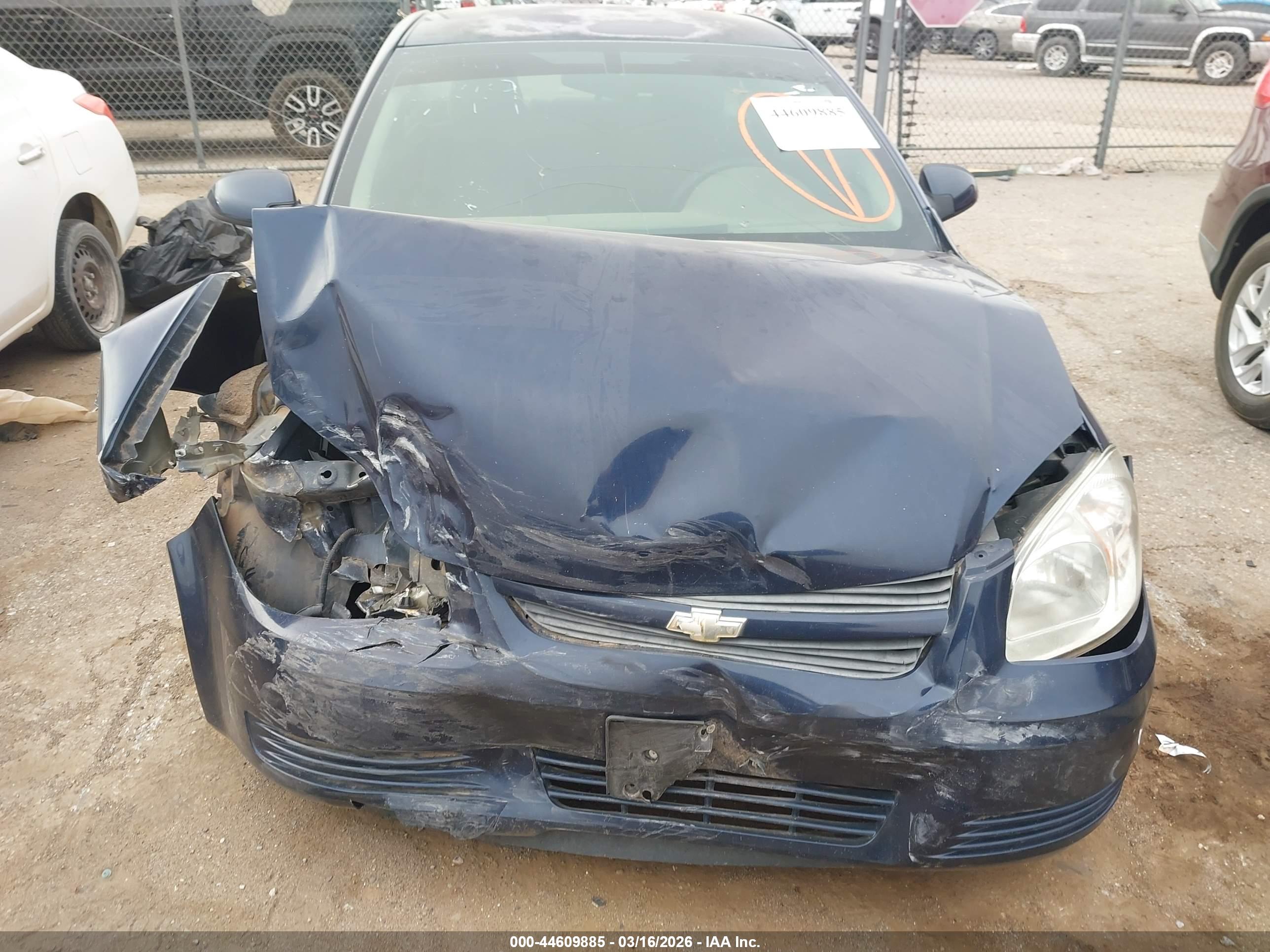 CHEVROLET COBALT image 6