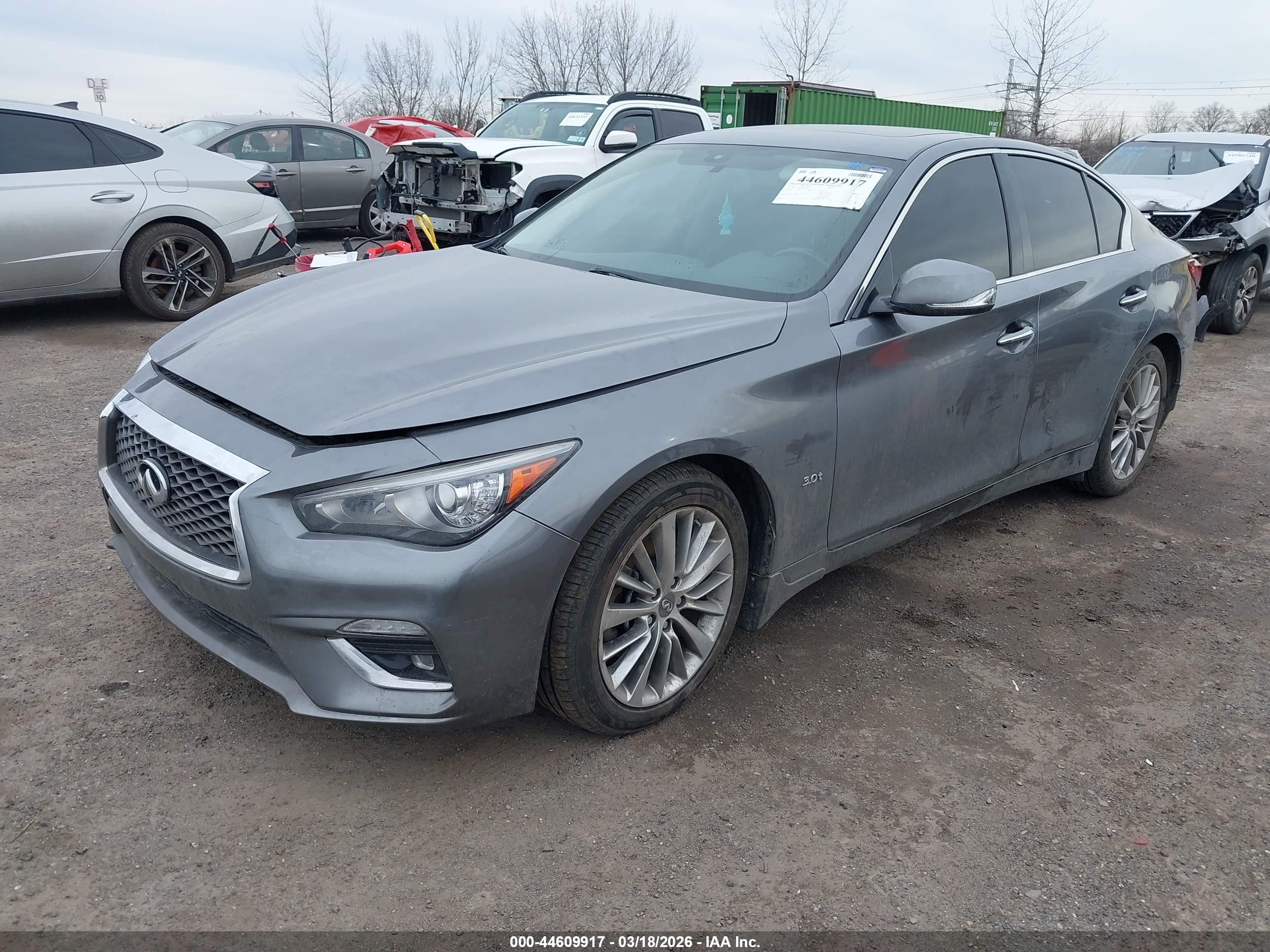 INFINITI Q50 image 2