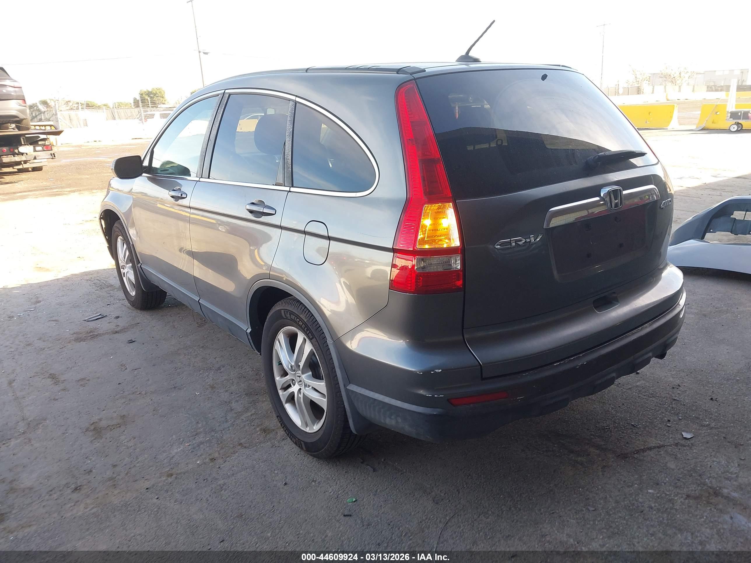HONDA CR-V image 3