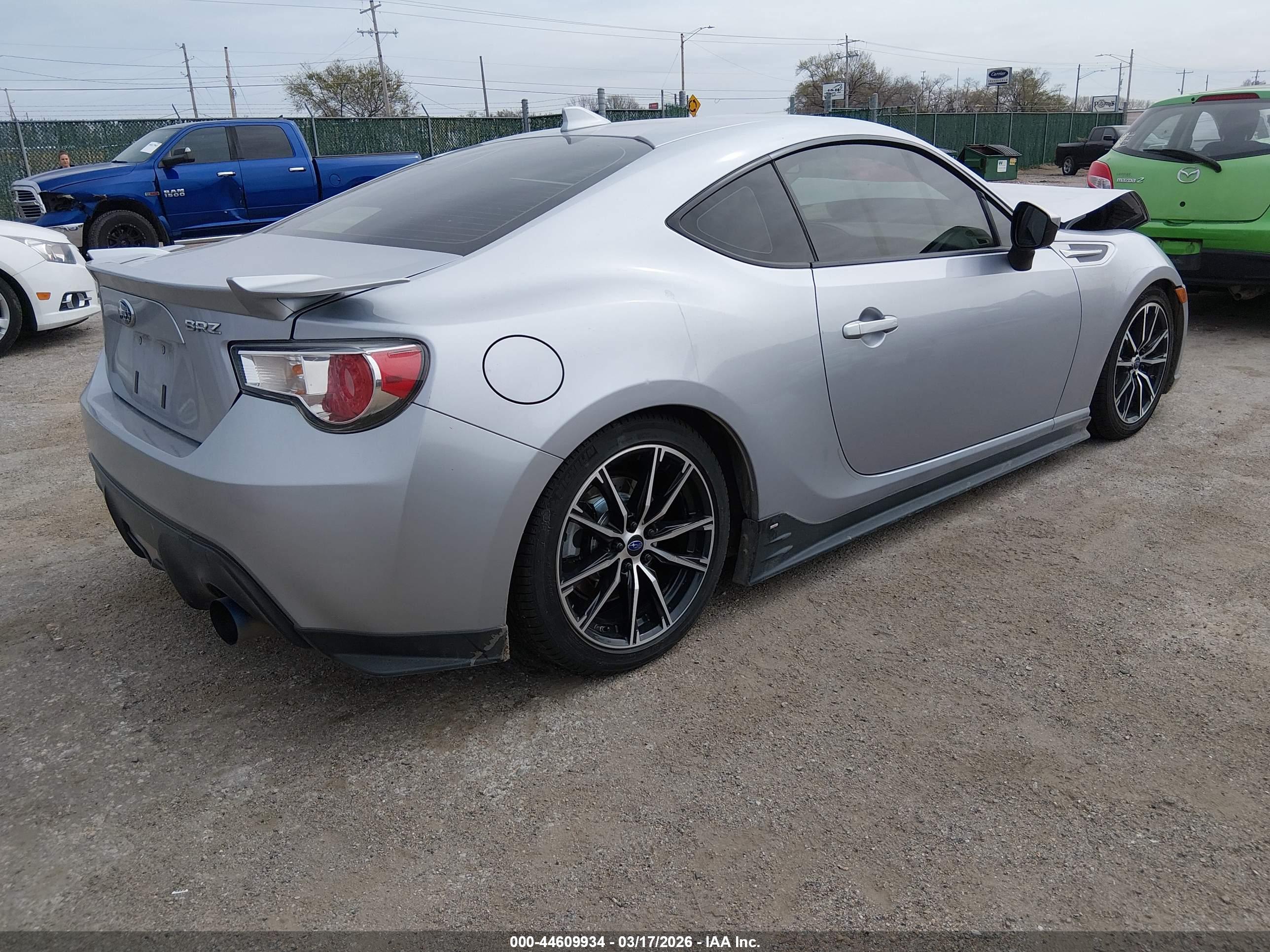 SUBARU BRZ image 4