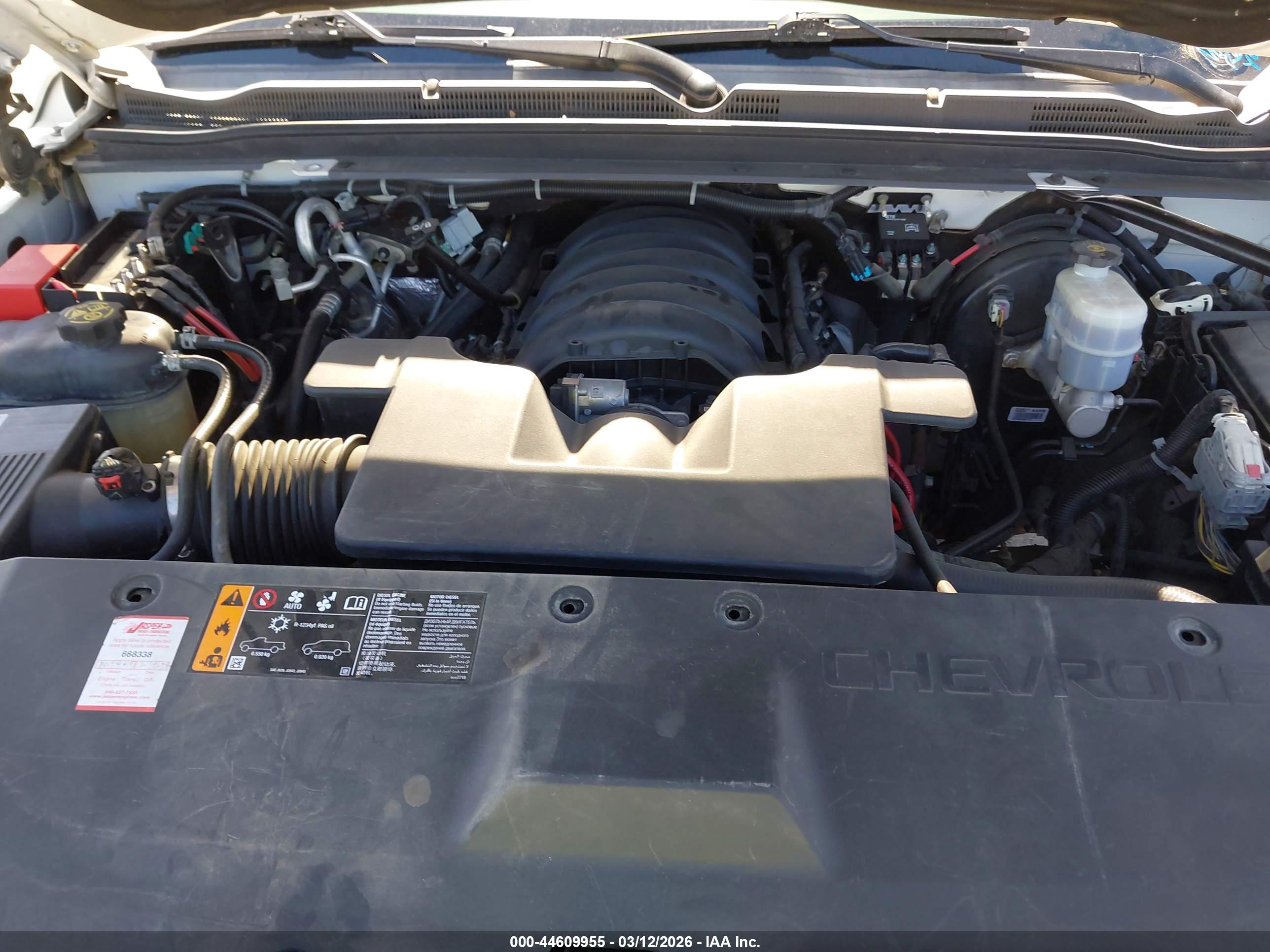 CHEVROLET TAHOE image 10