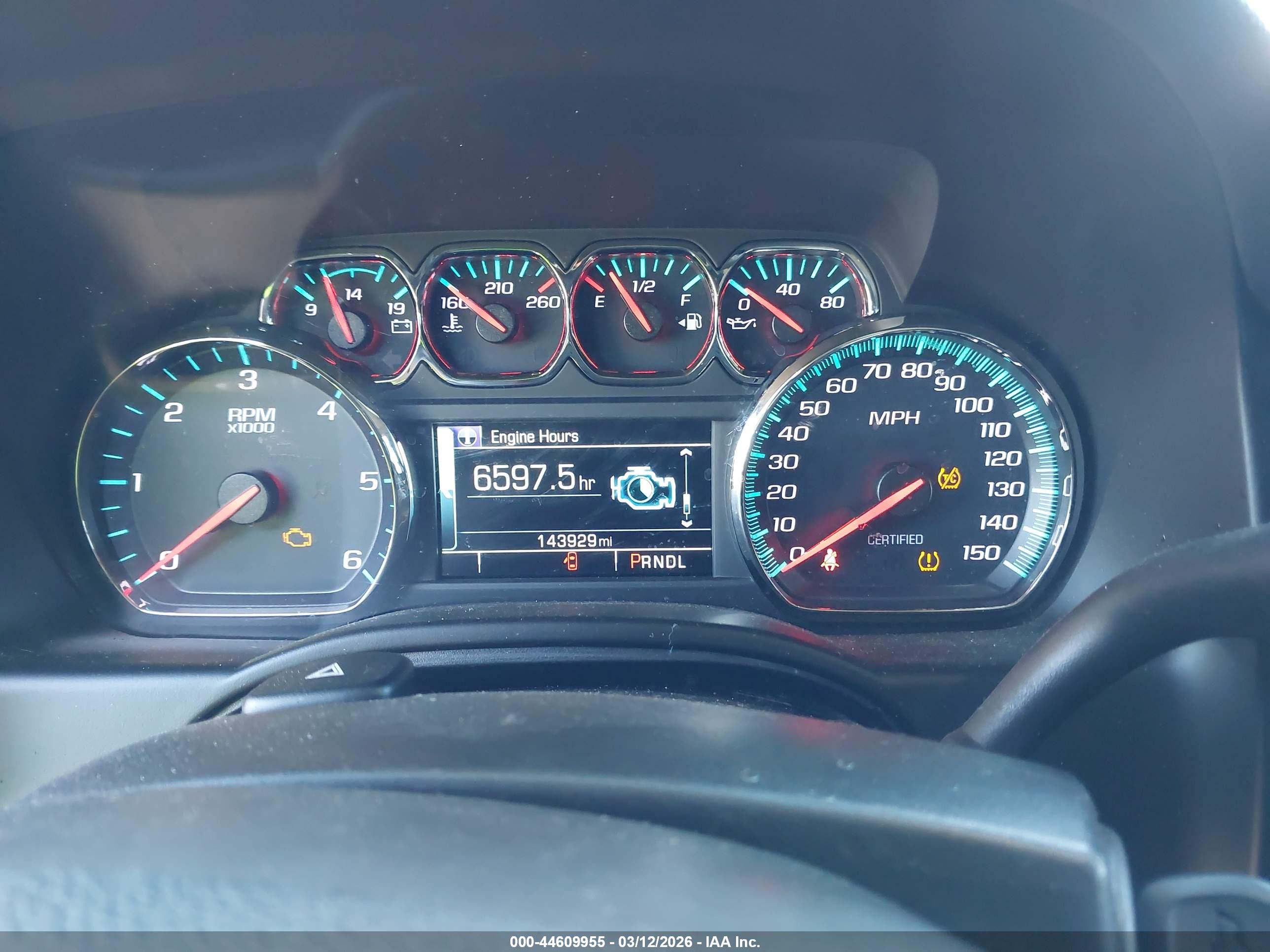 CHEVROLET TAHOE image 7