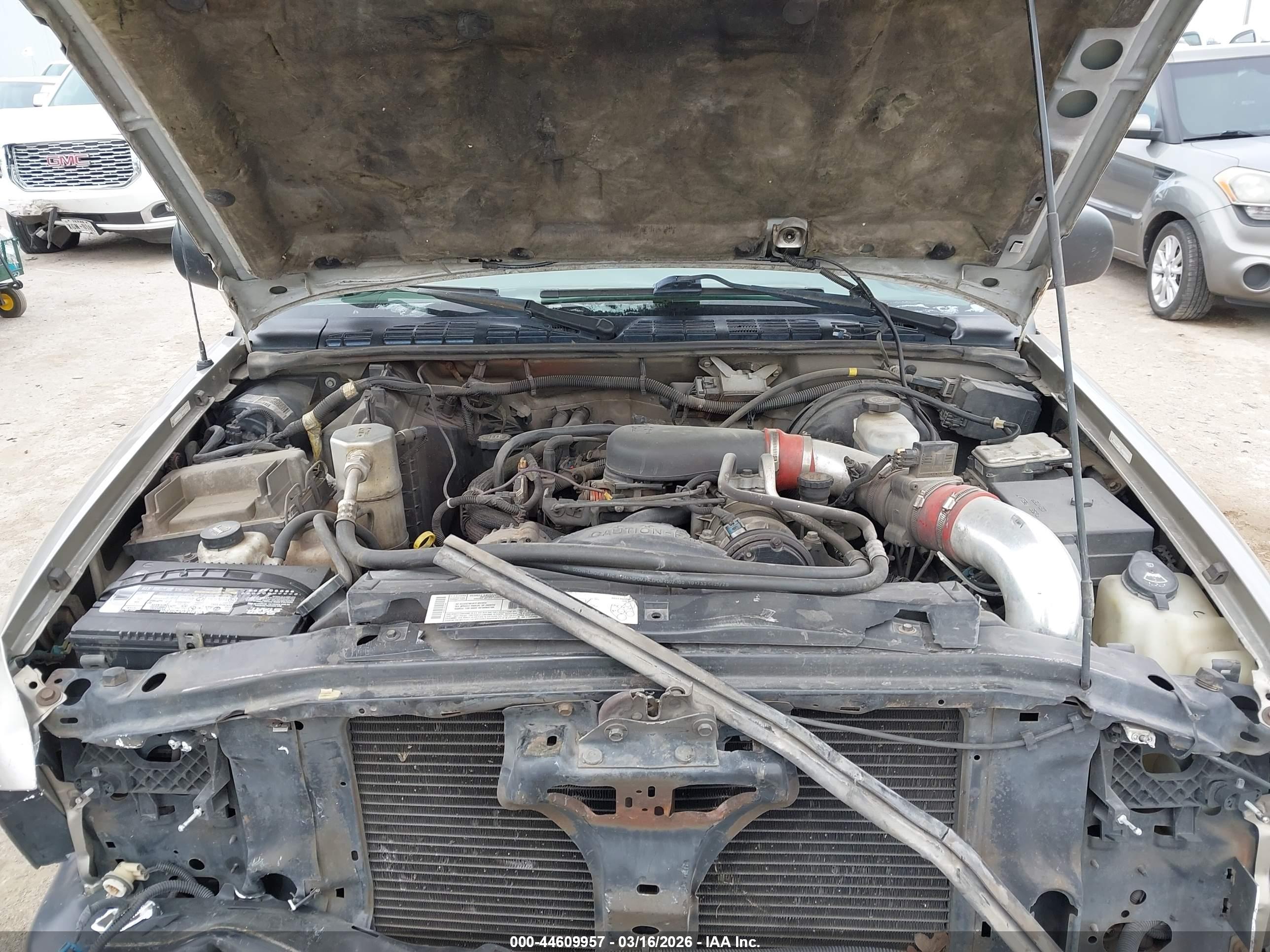 CHEVROLET S-10 image 10
