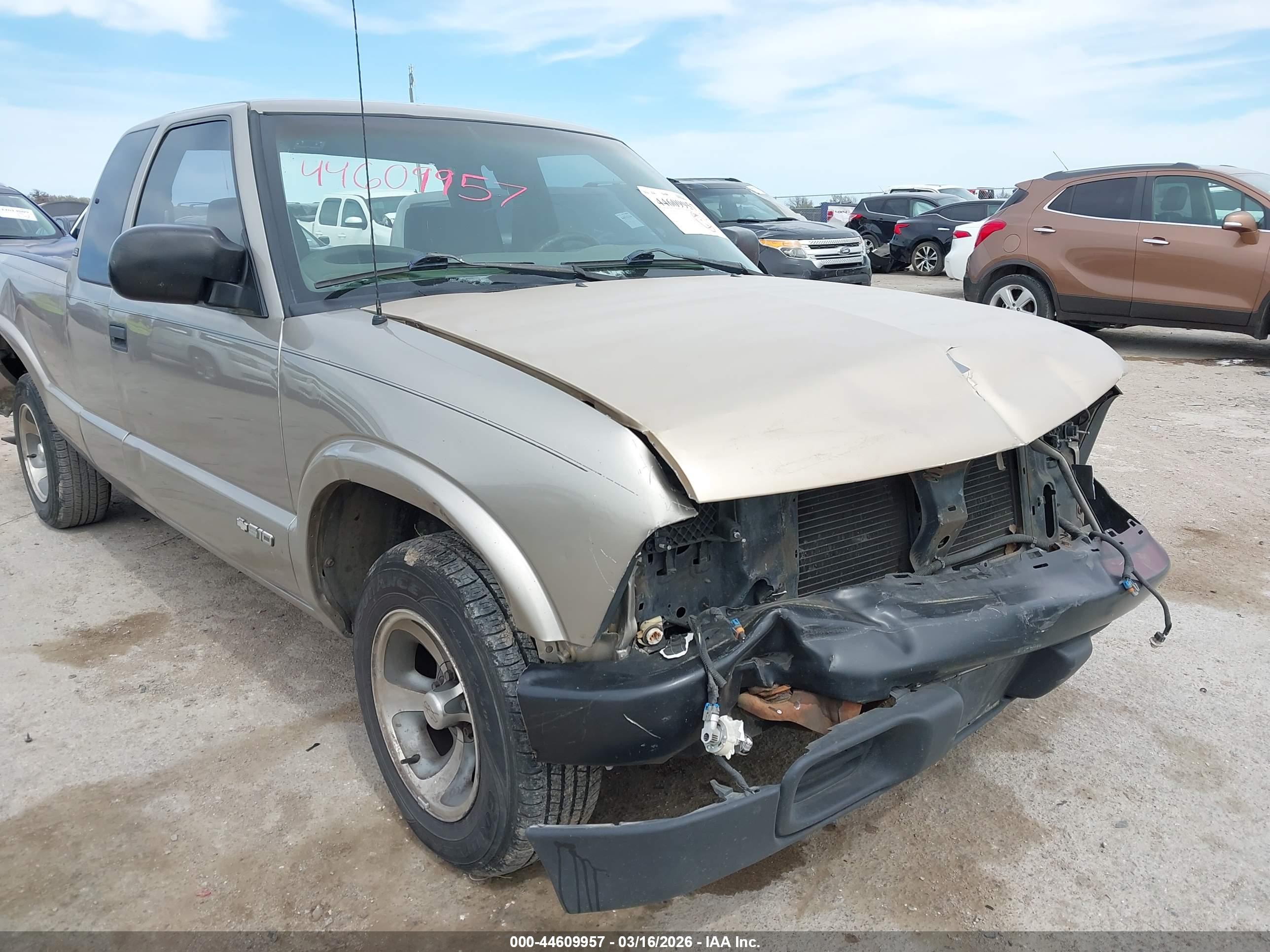 CHEVROLET S-10 image 6