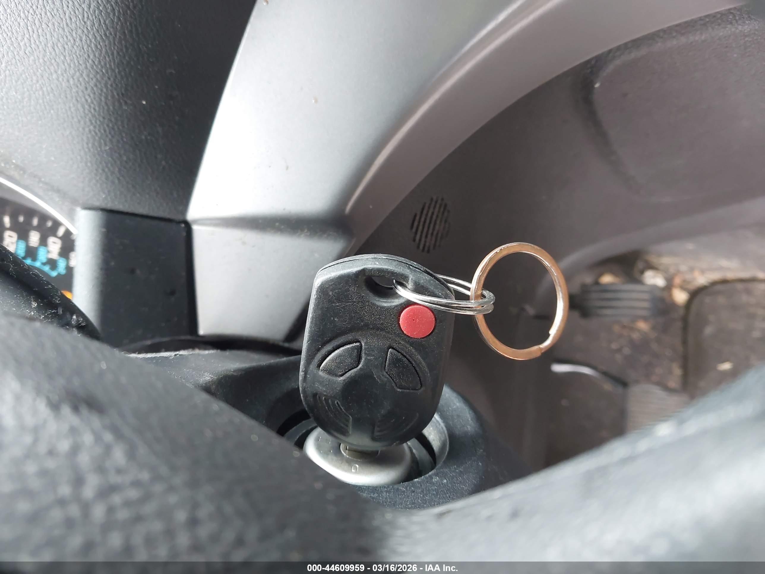 FORD ESCAPE image 11