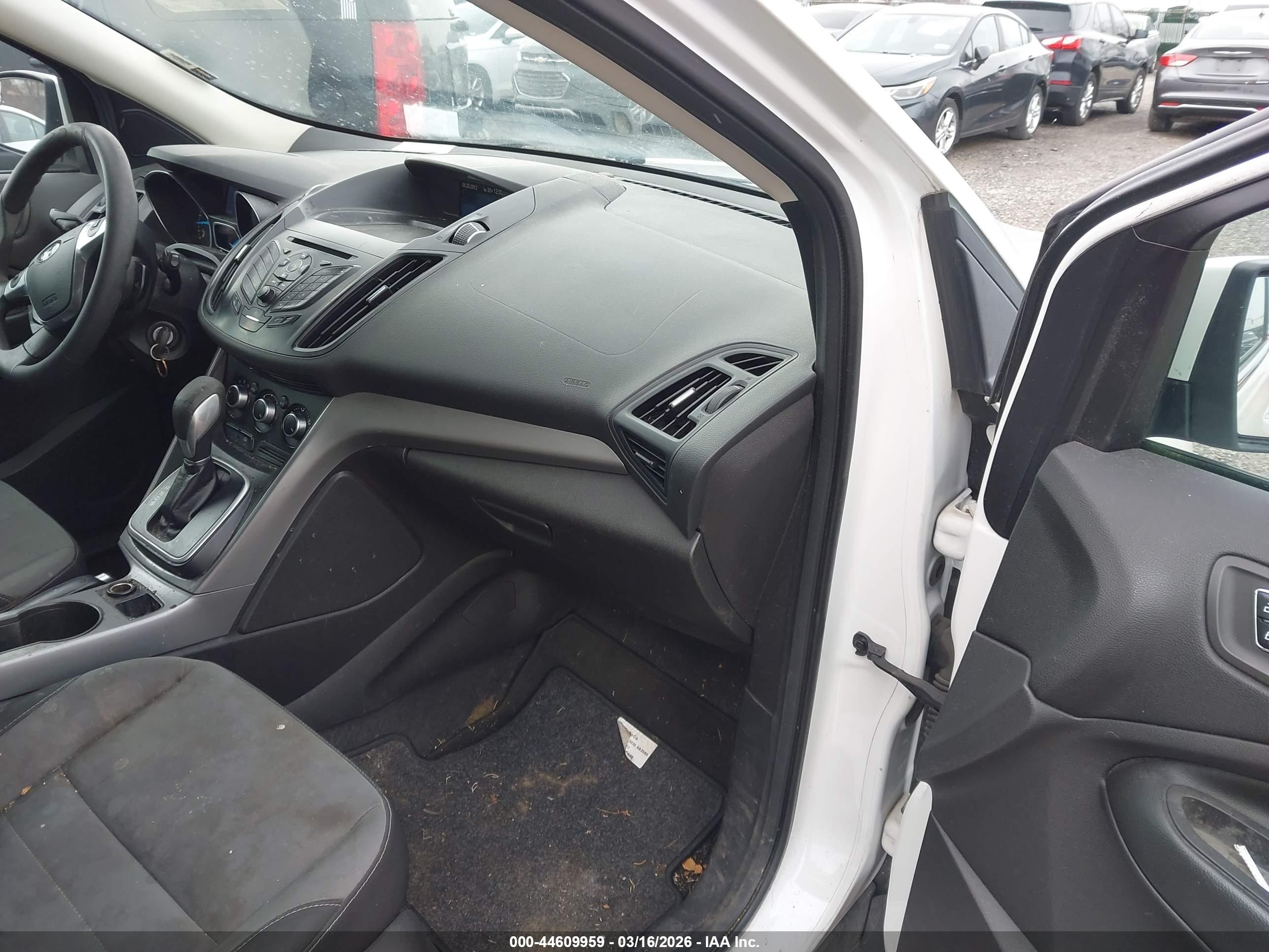 FORD ESCAPE image 5