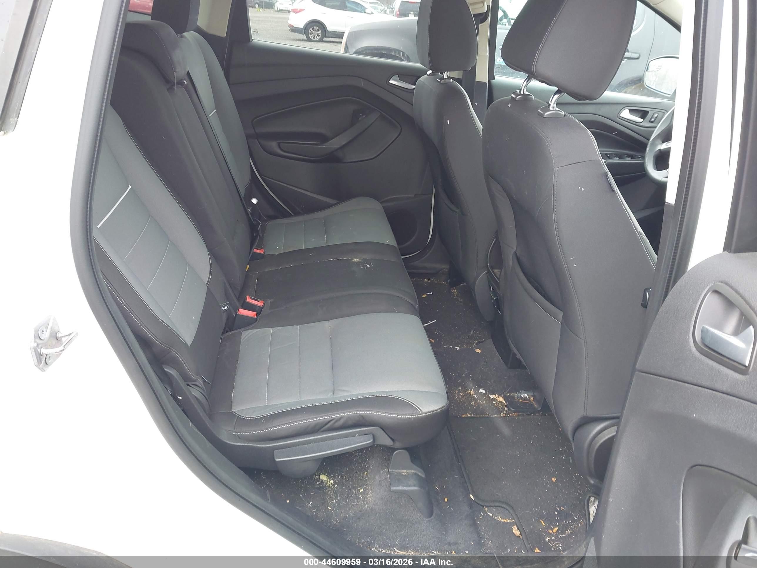 FORD ESCAPE image 8