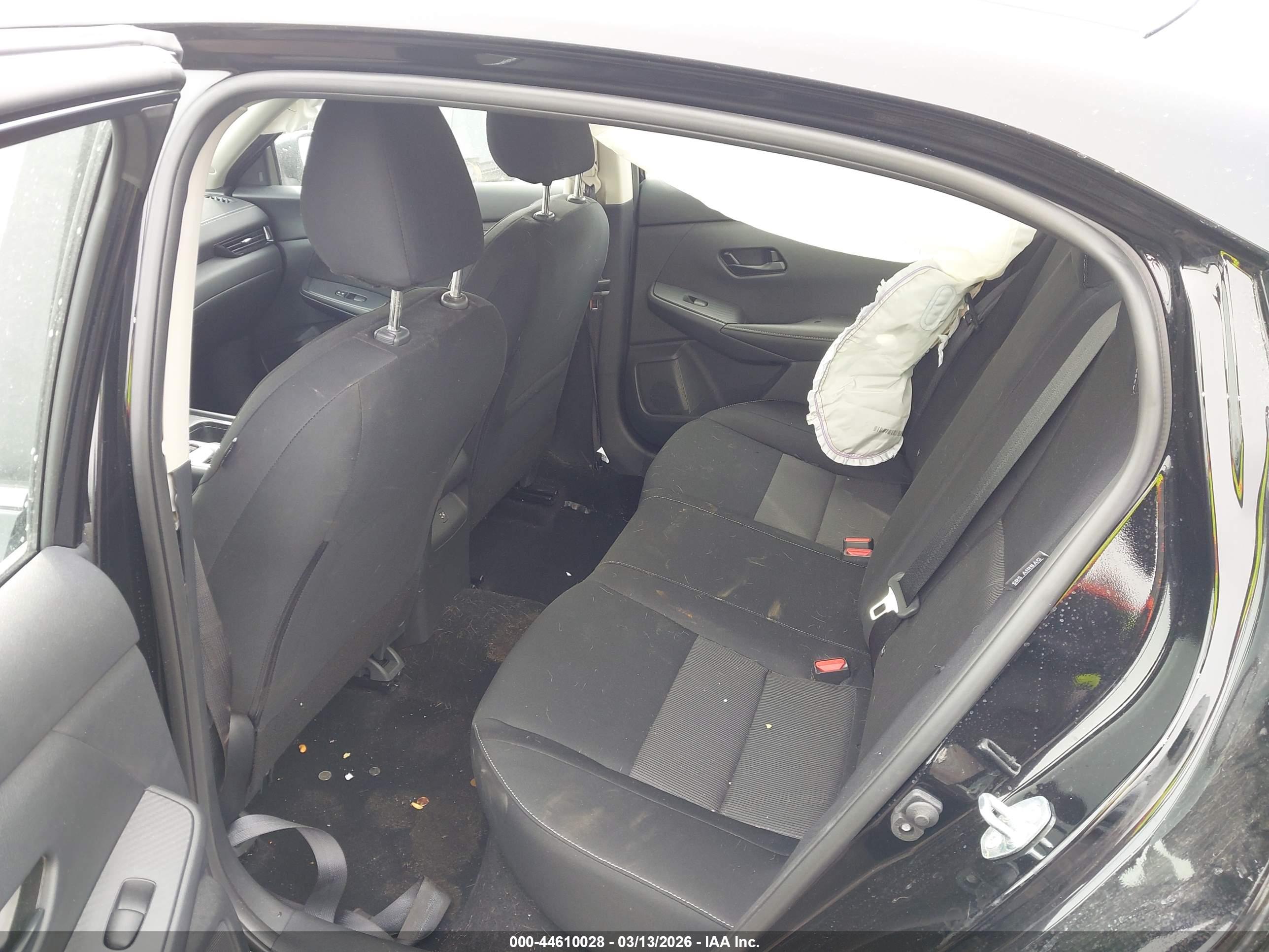 NISSAN SENTRA image 8