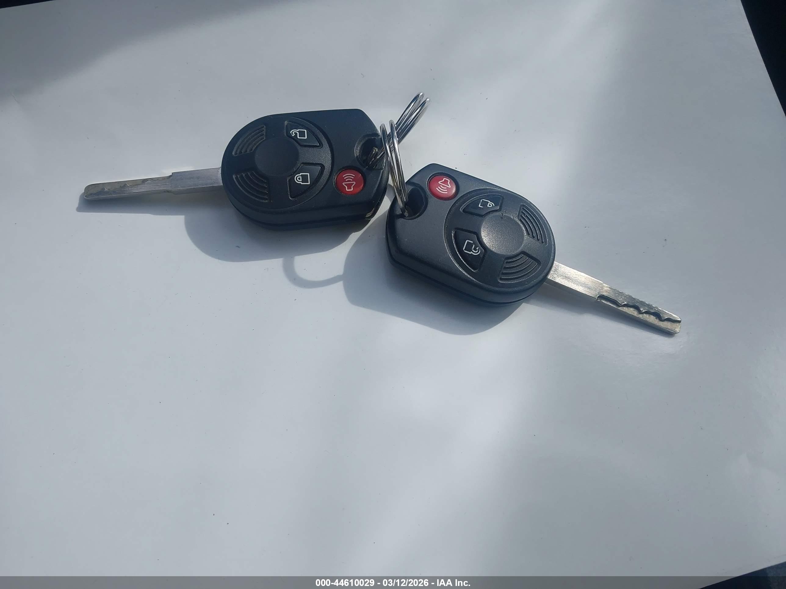FORD ESCAPE image 11