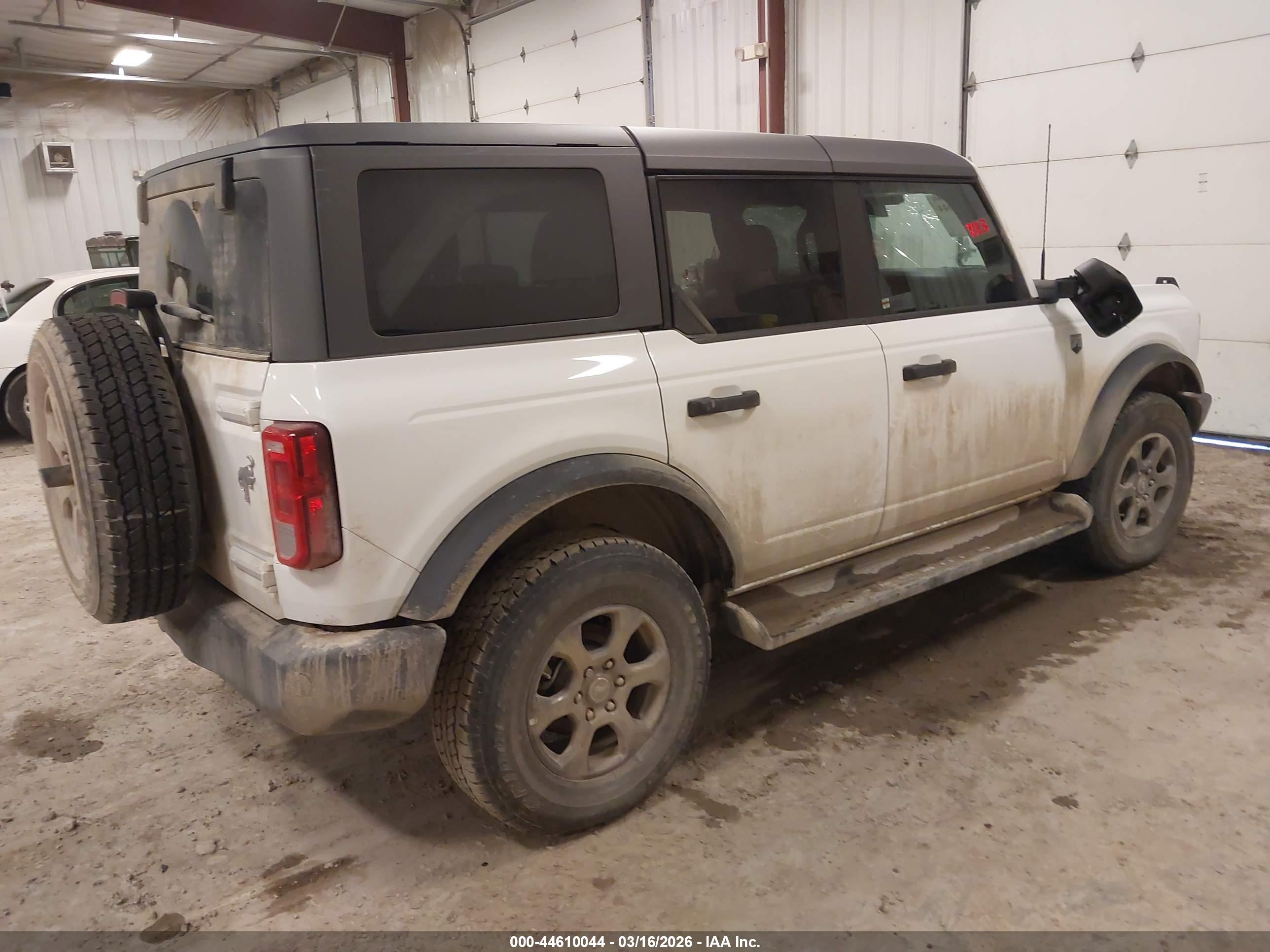 FORD BRONCO image 4
