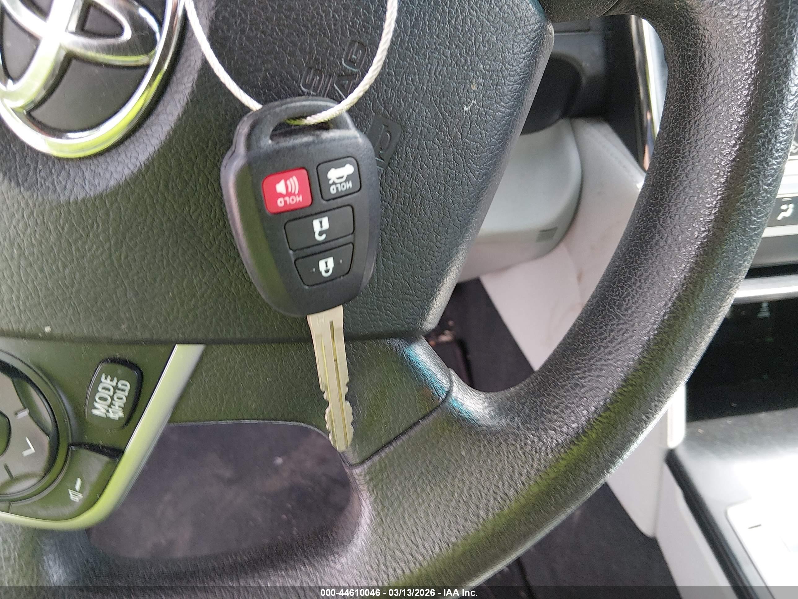 TOYOTA CAMRY image 11