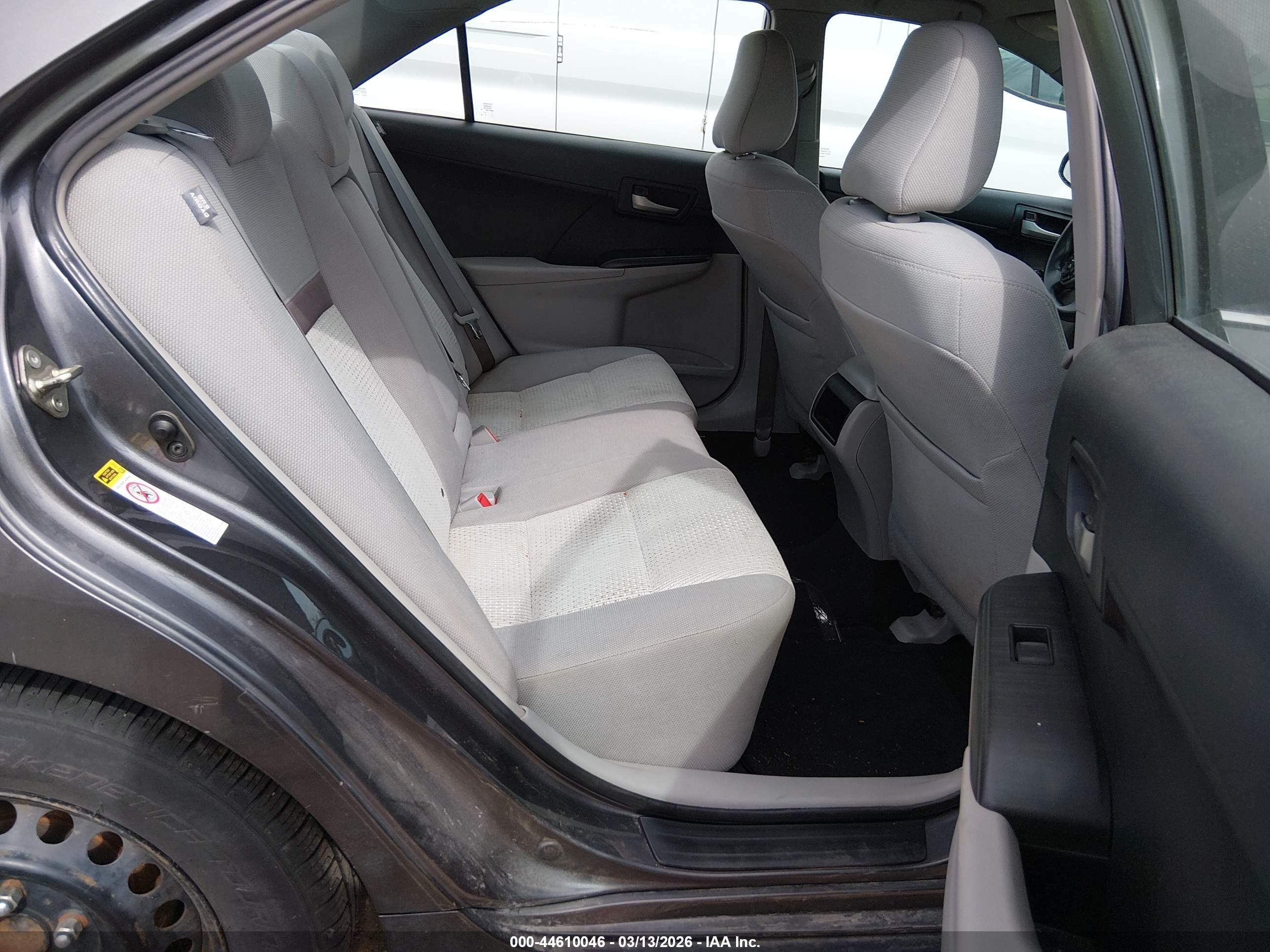 TOYOTA CAMRY image 8