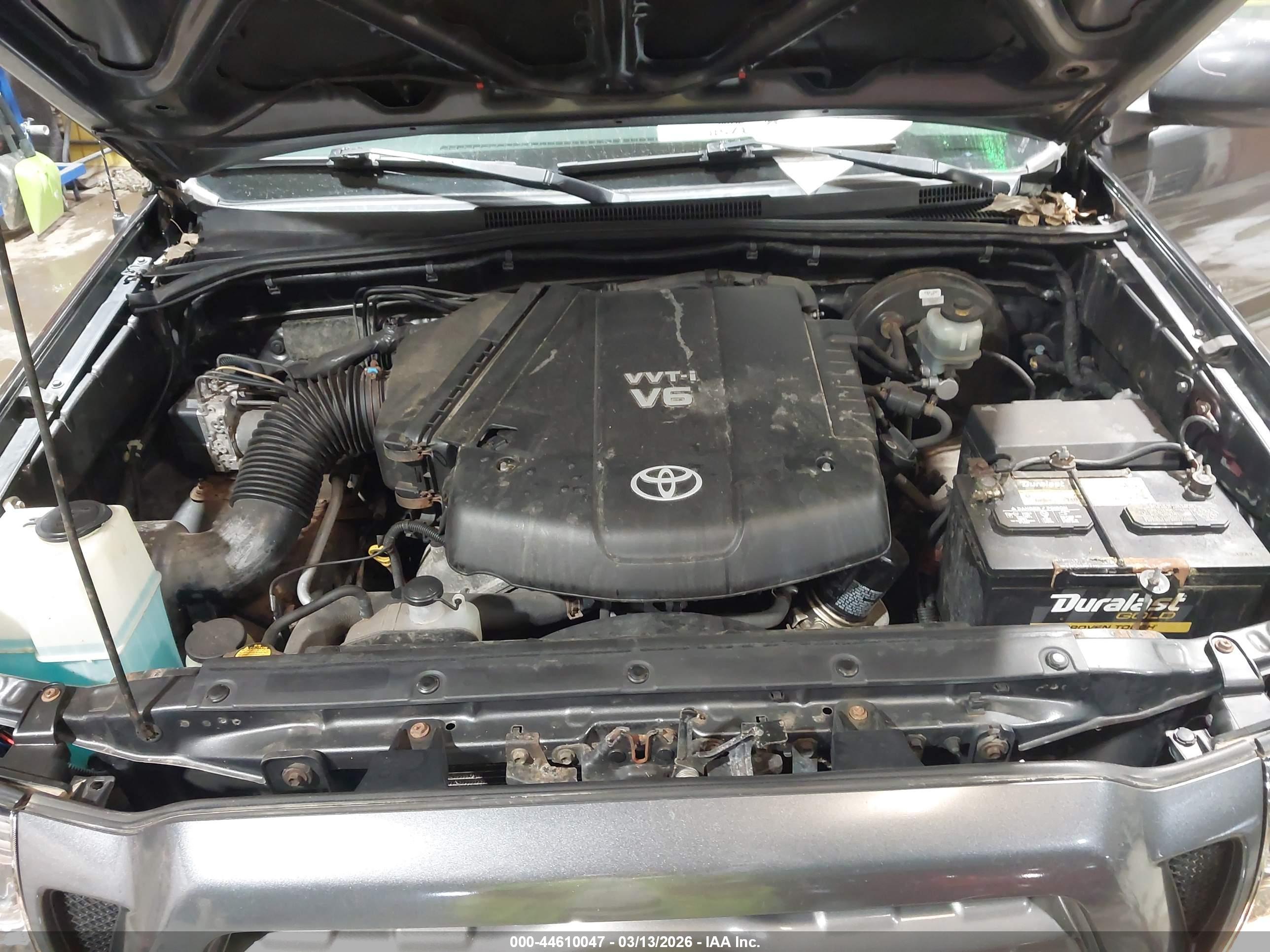 TOYOTA TACOMA image 10