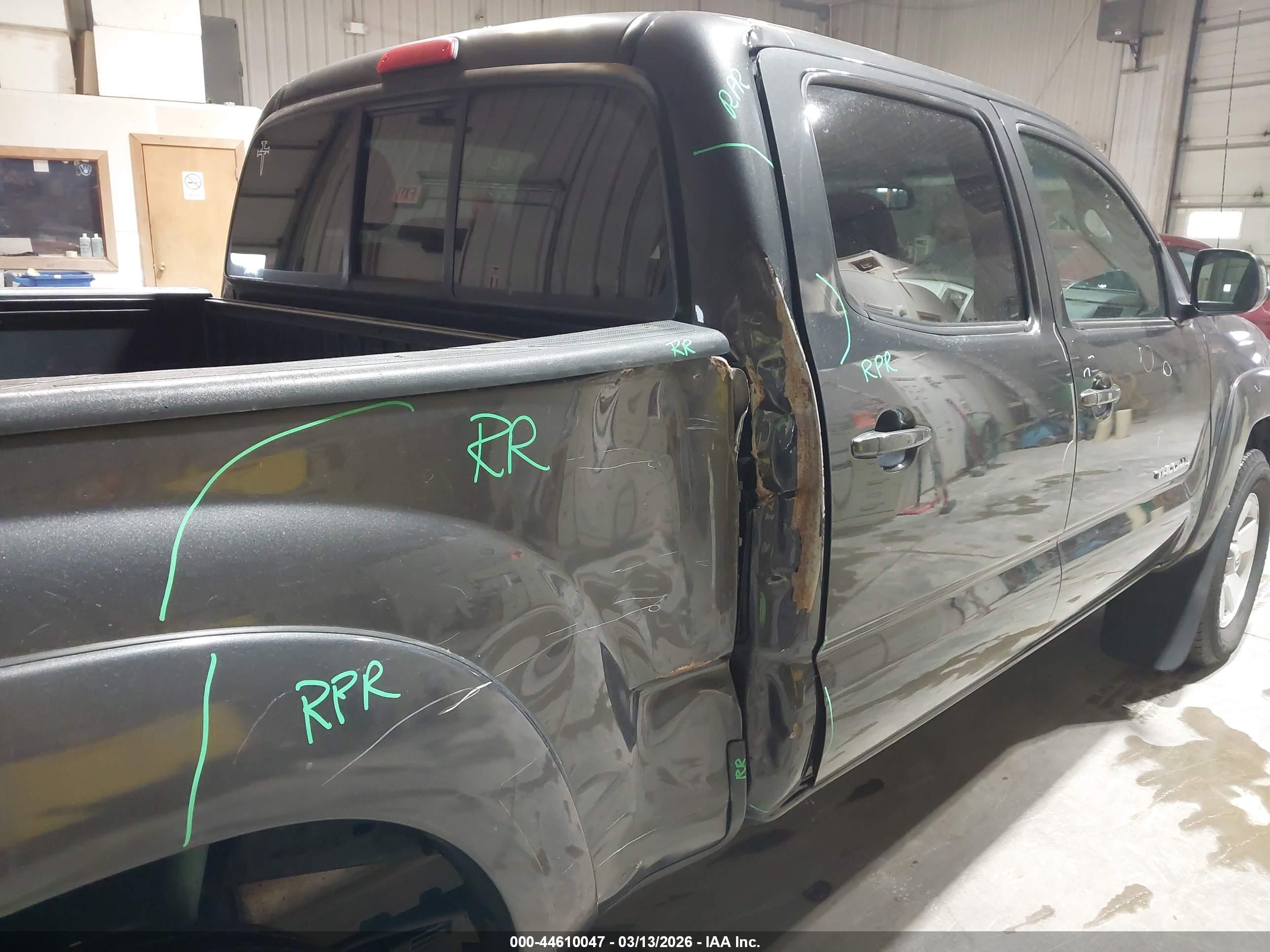TOYOTA TACOMA image 6