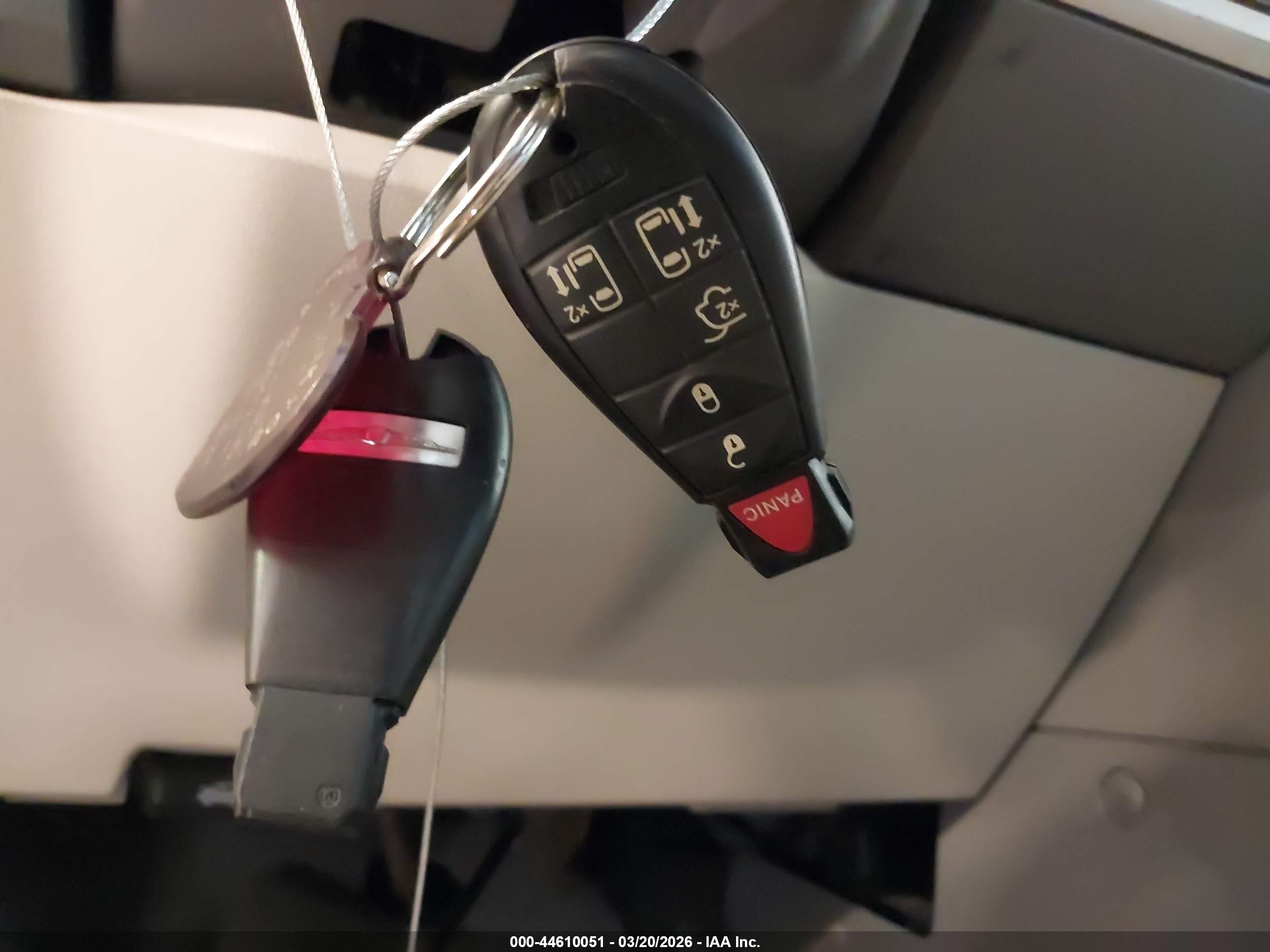 CHRYSLER TOWN image 11