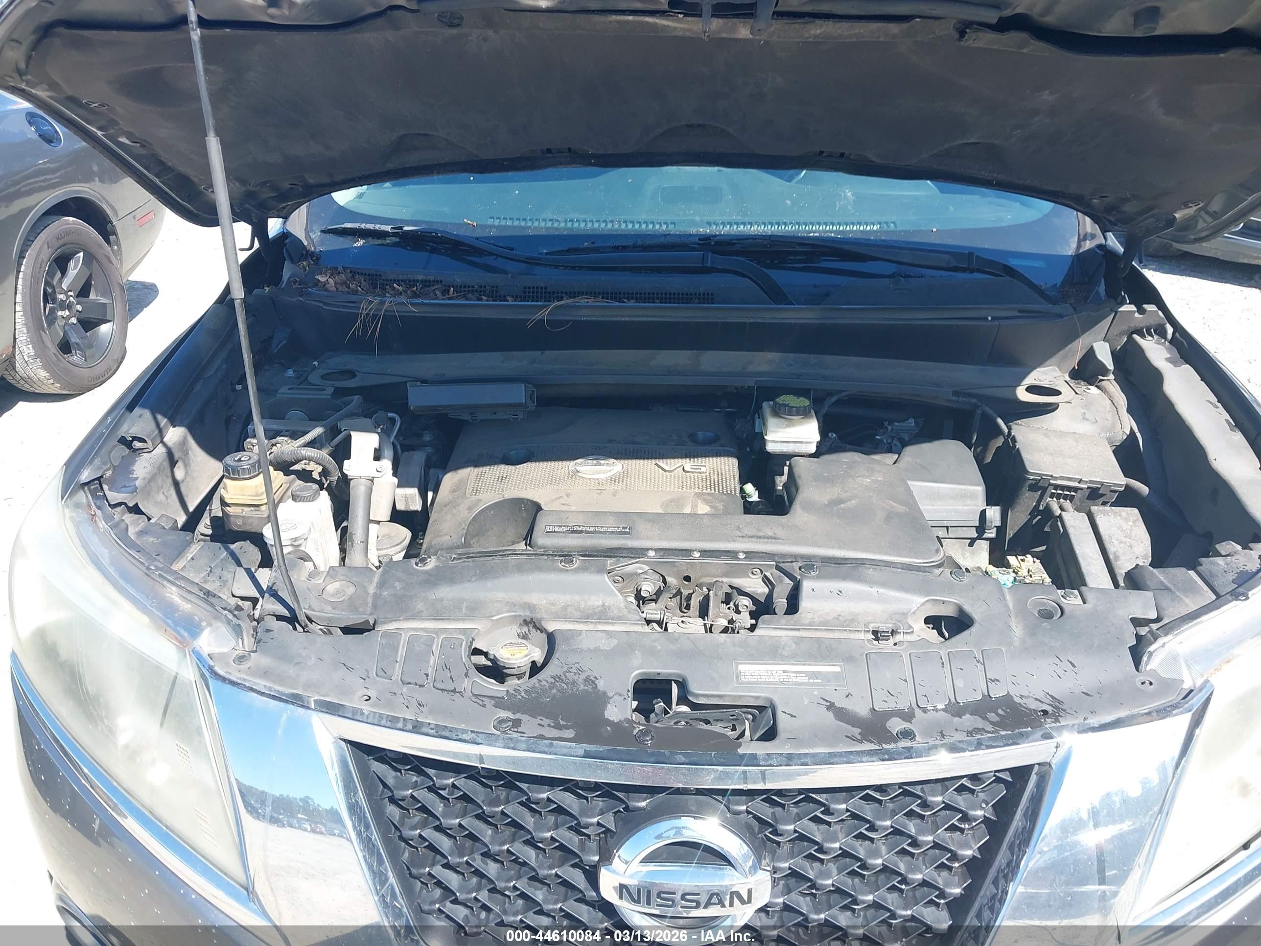 NISSAN PATHFINDER image 10