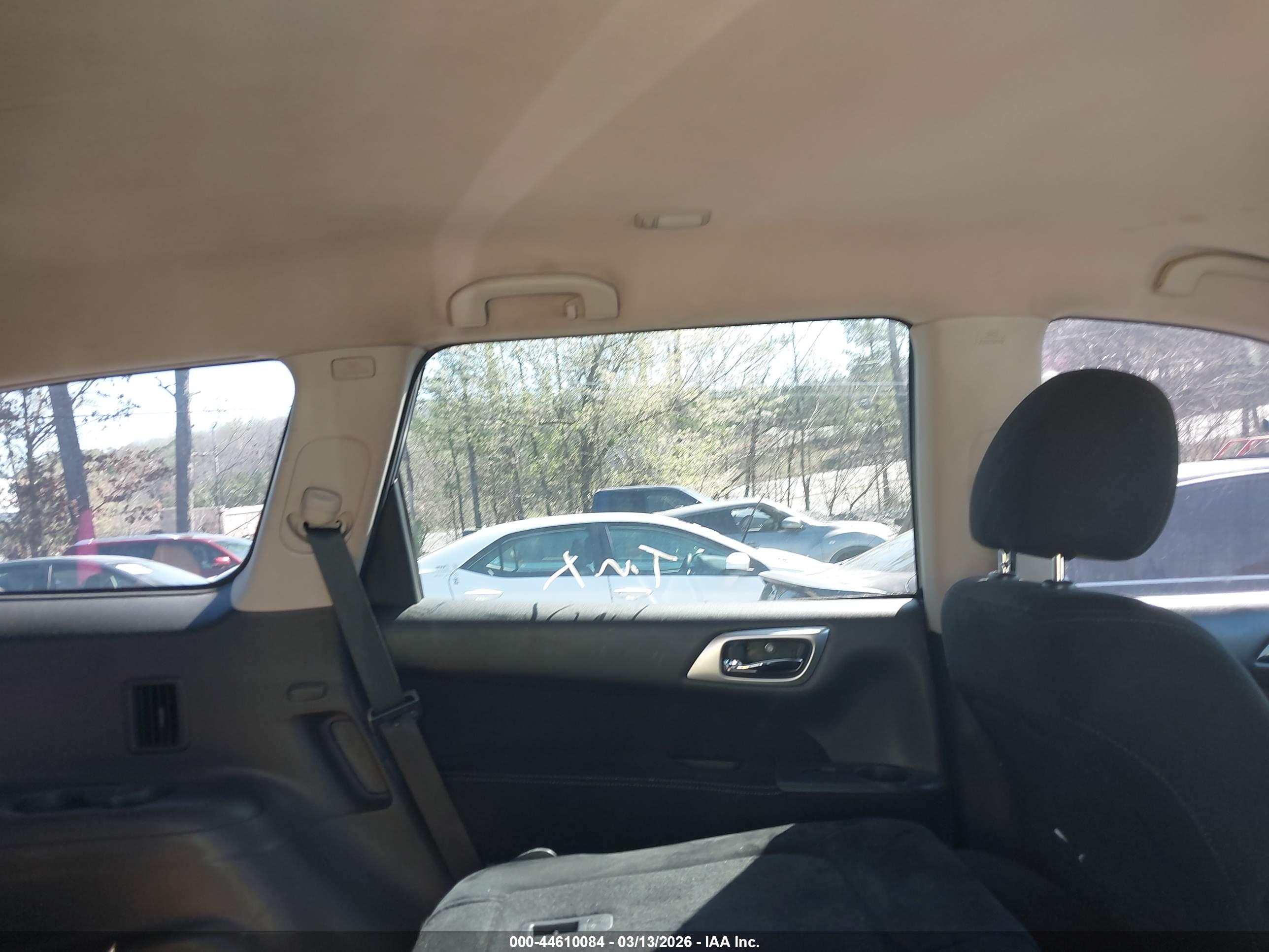 NISSAN PATHFINDER image 8
