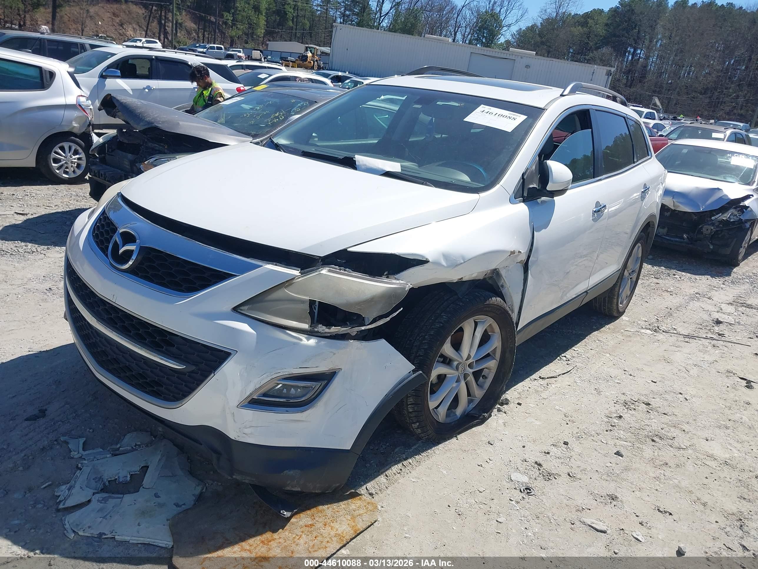 MAZDA CX-9 image 2