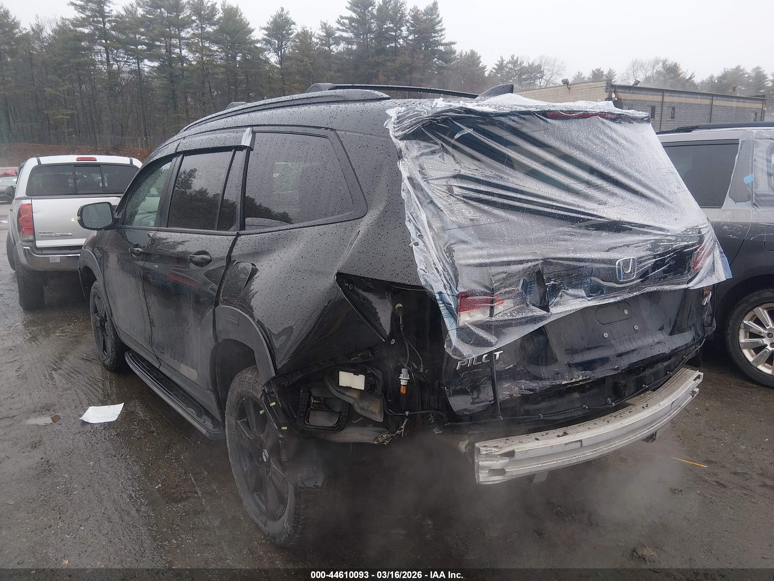 HONDA PILOT image 3