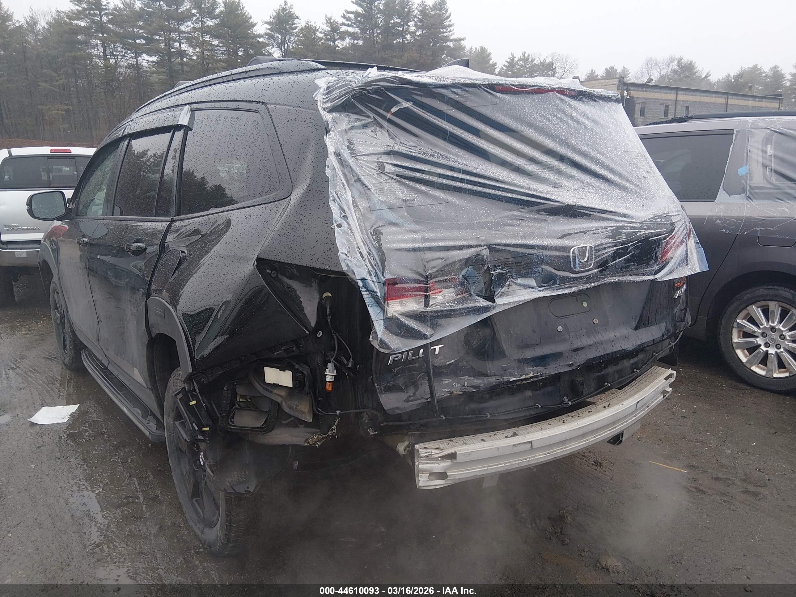 HONDA PILOT image 6