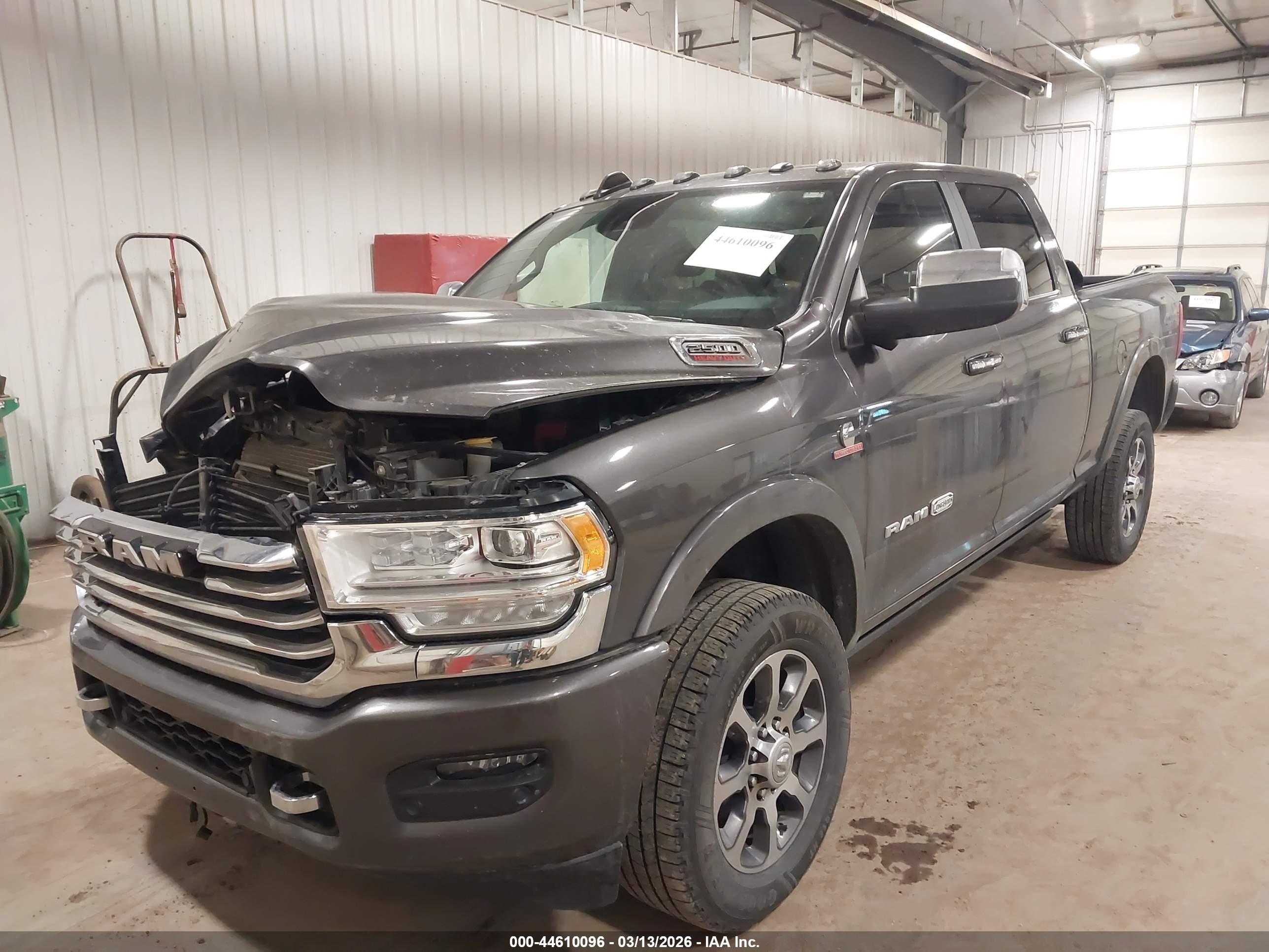 RAM 2500 image 2