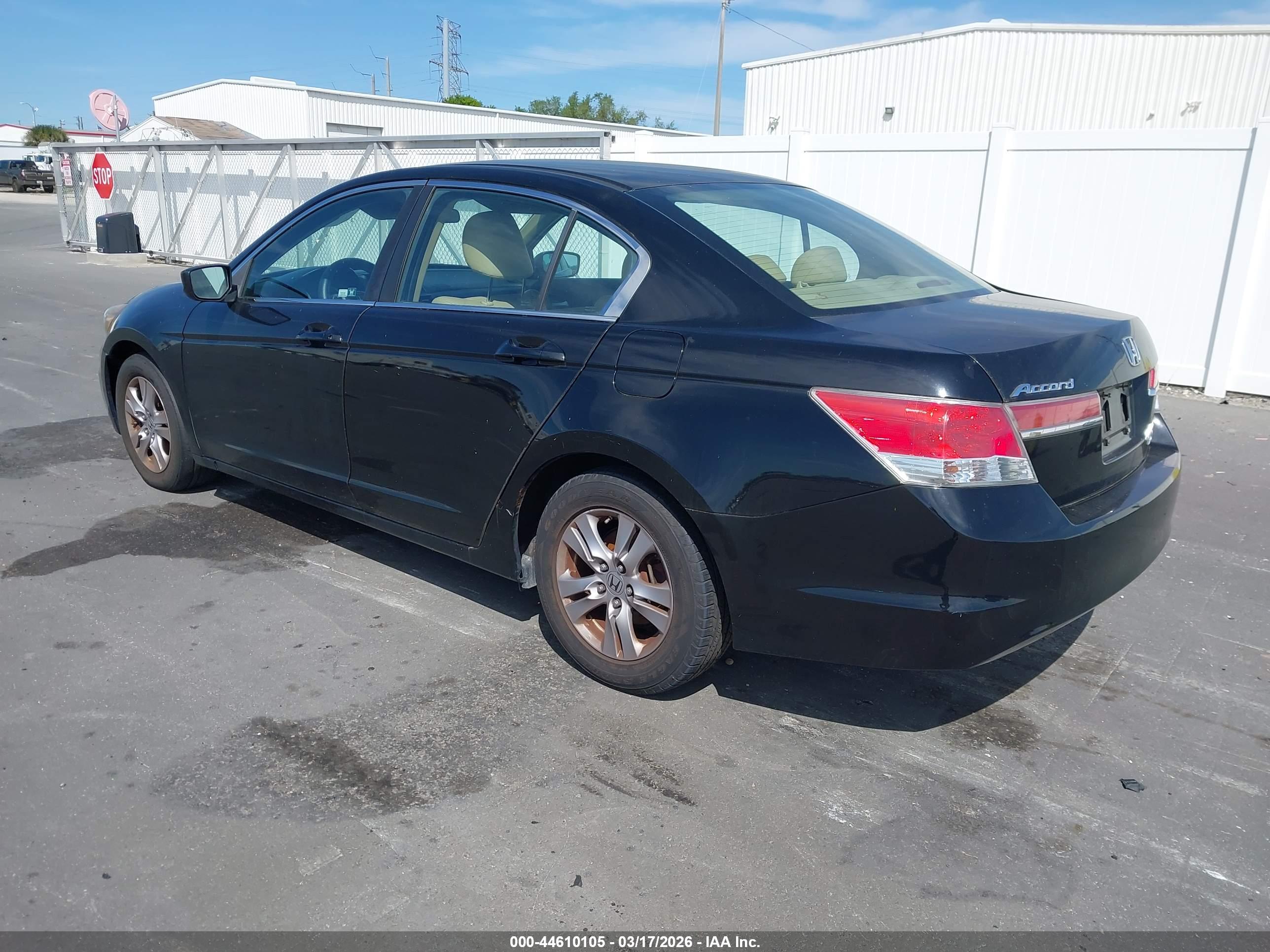 HONDA ACCORD image 3