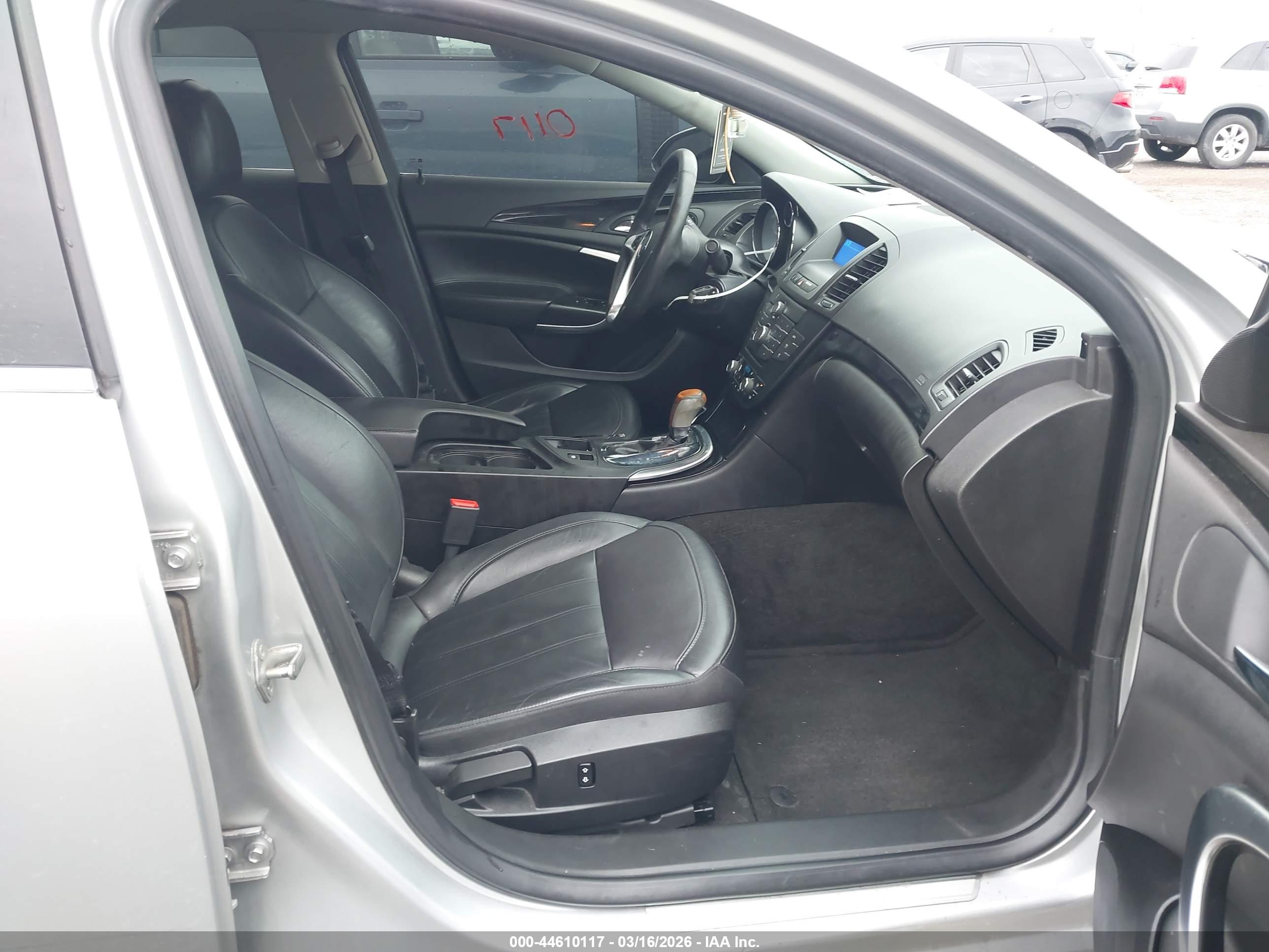 BUICK REGAL image 5