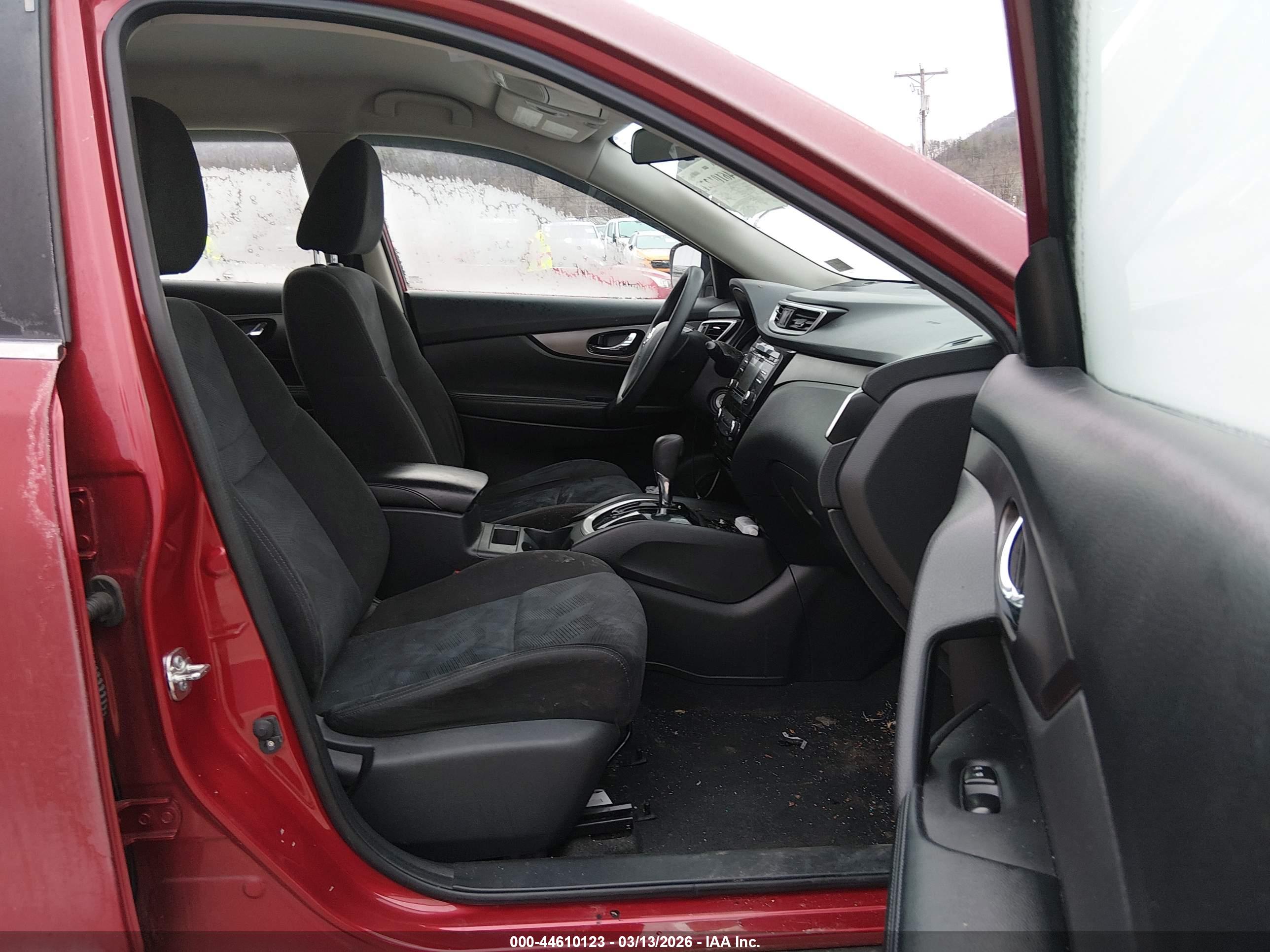 NISSAN ROGUE image 5