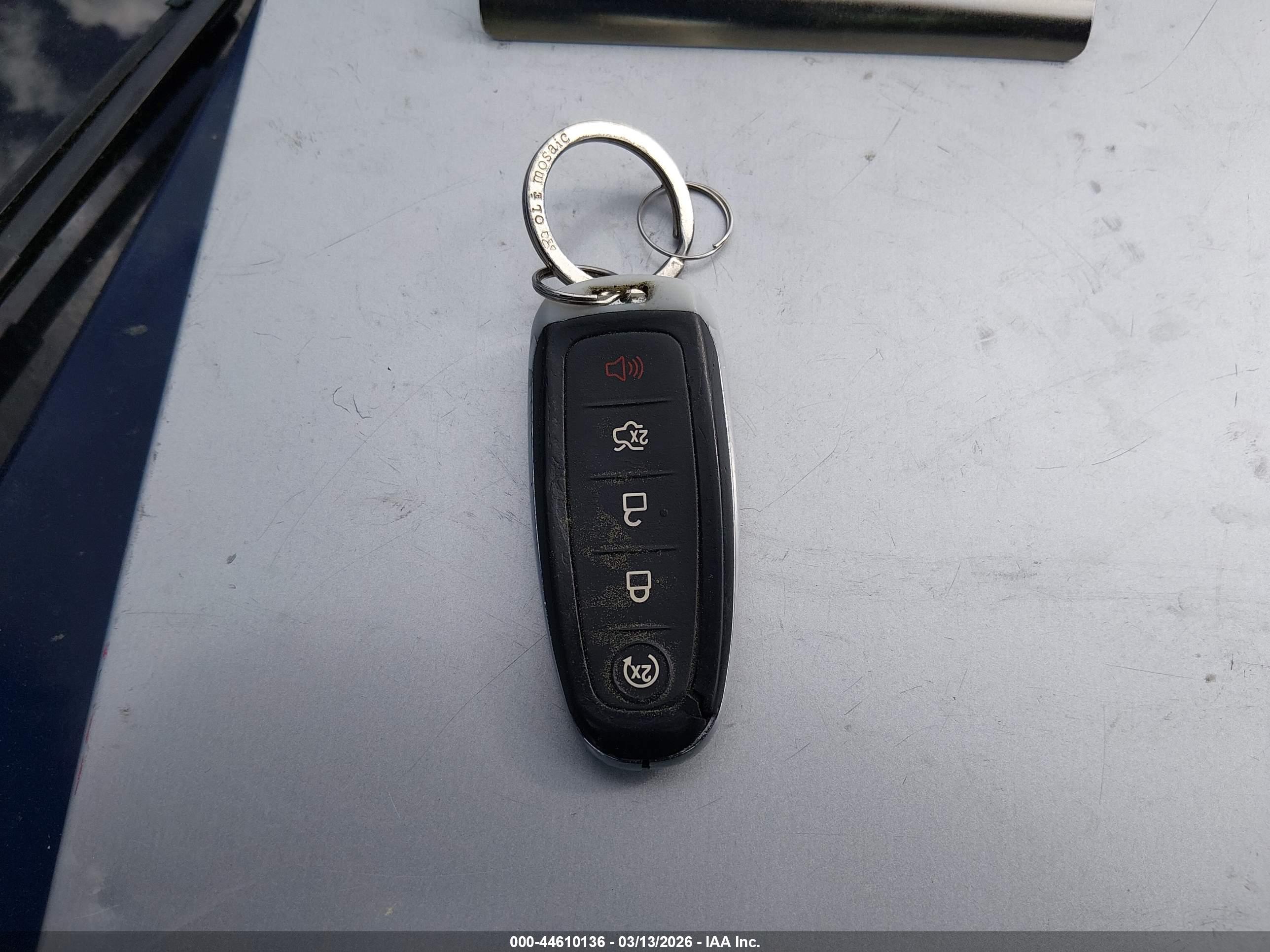 FORD TAURUS image 11