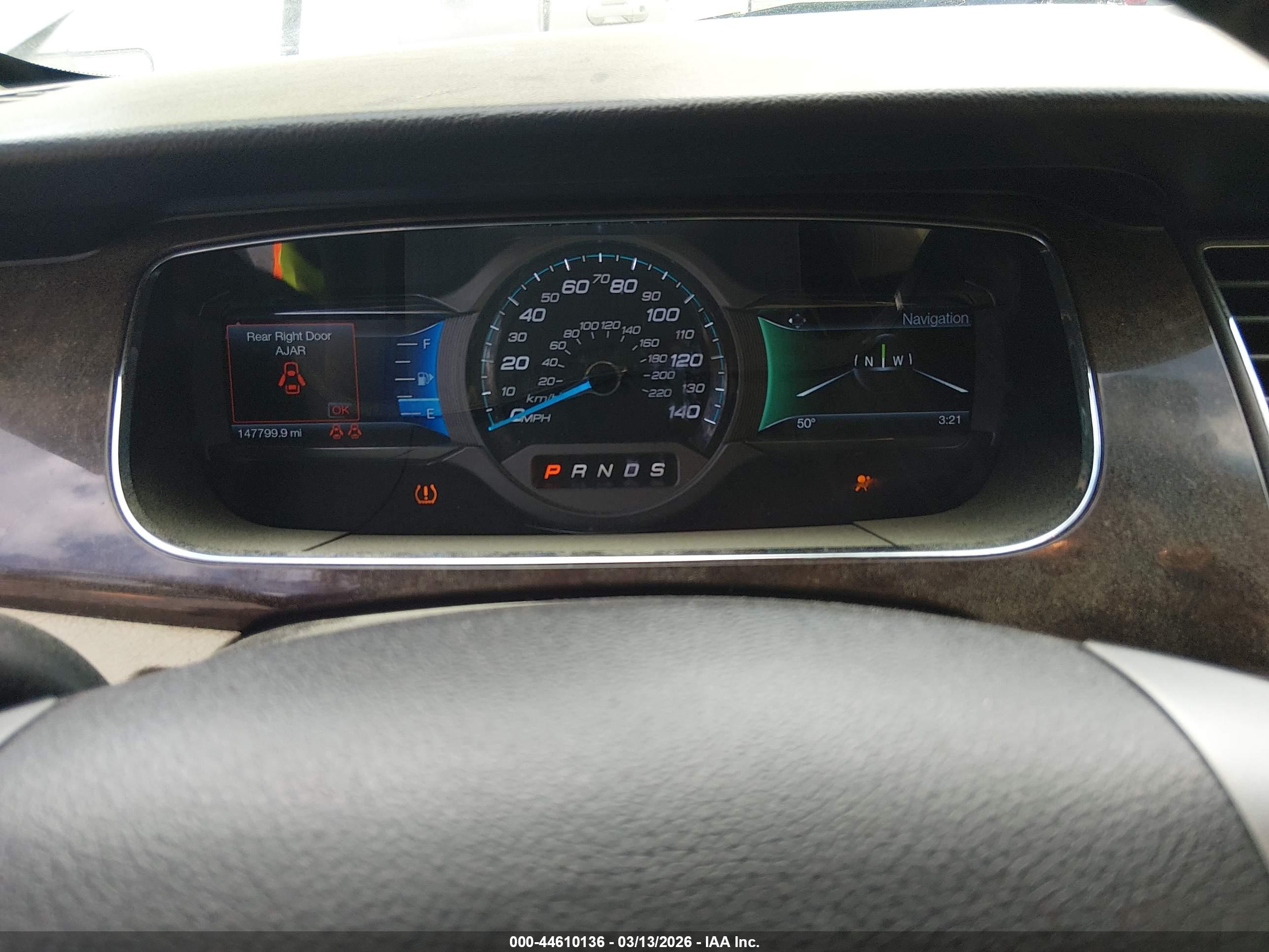 FORD TAURUS image 7