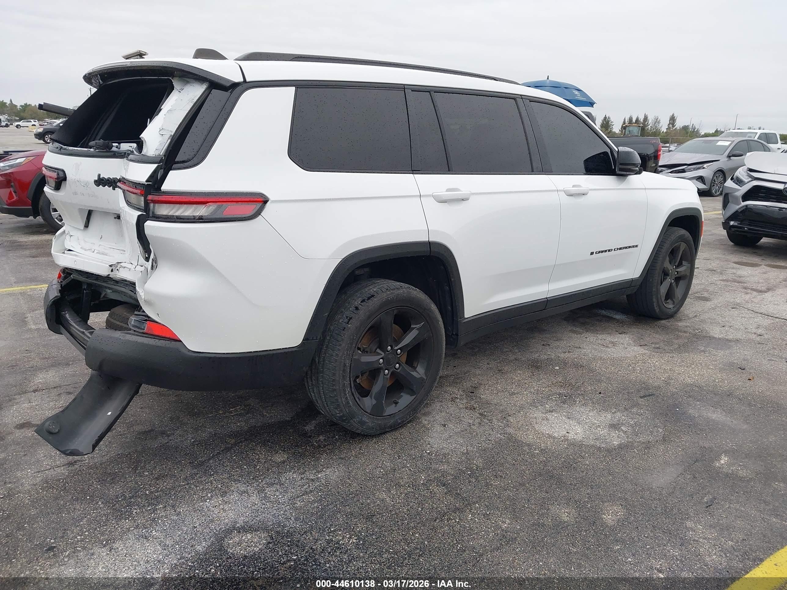 JEEP GRAND image 4