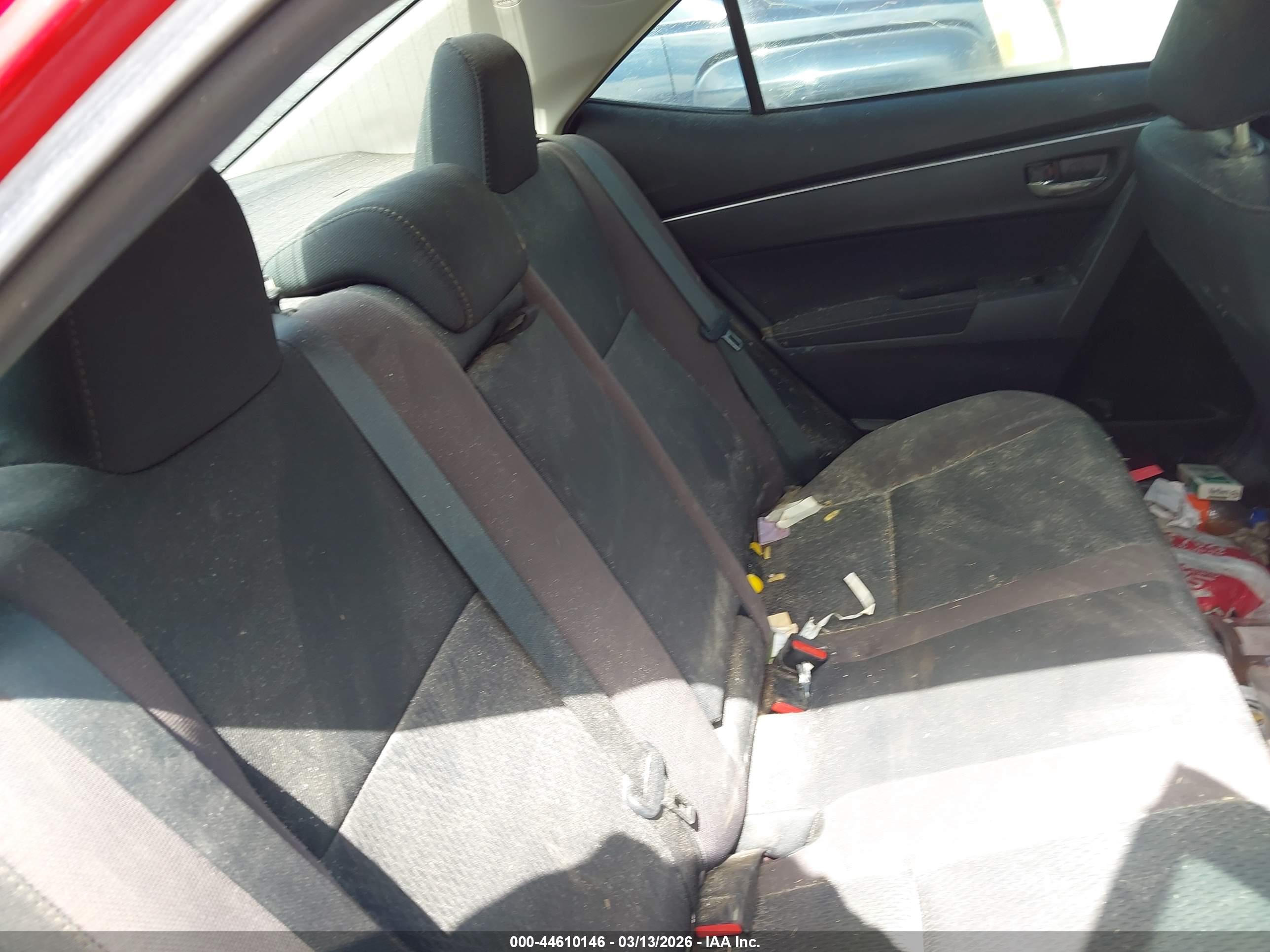TOYOTA COROLLA image 8