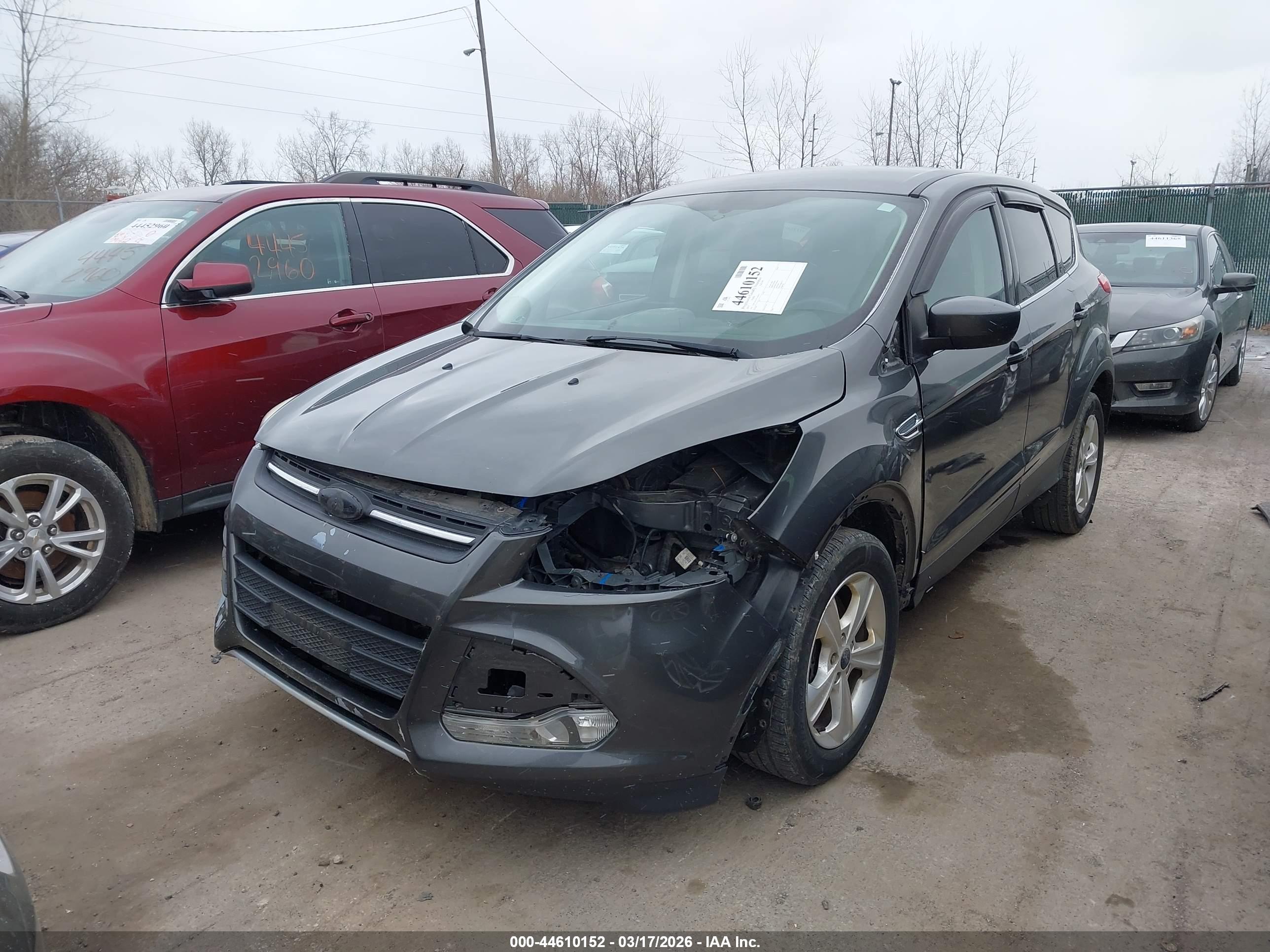 FORD ESCAPE image 2