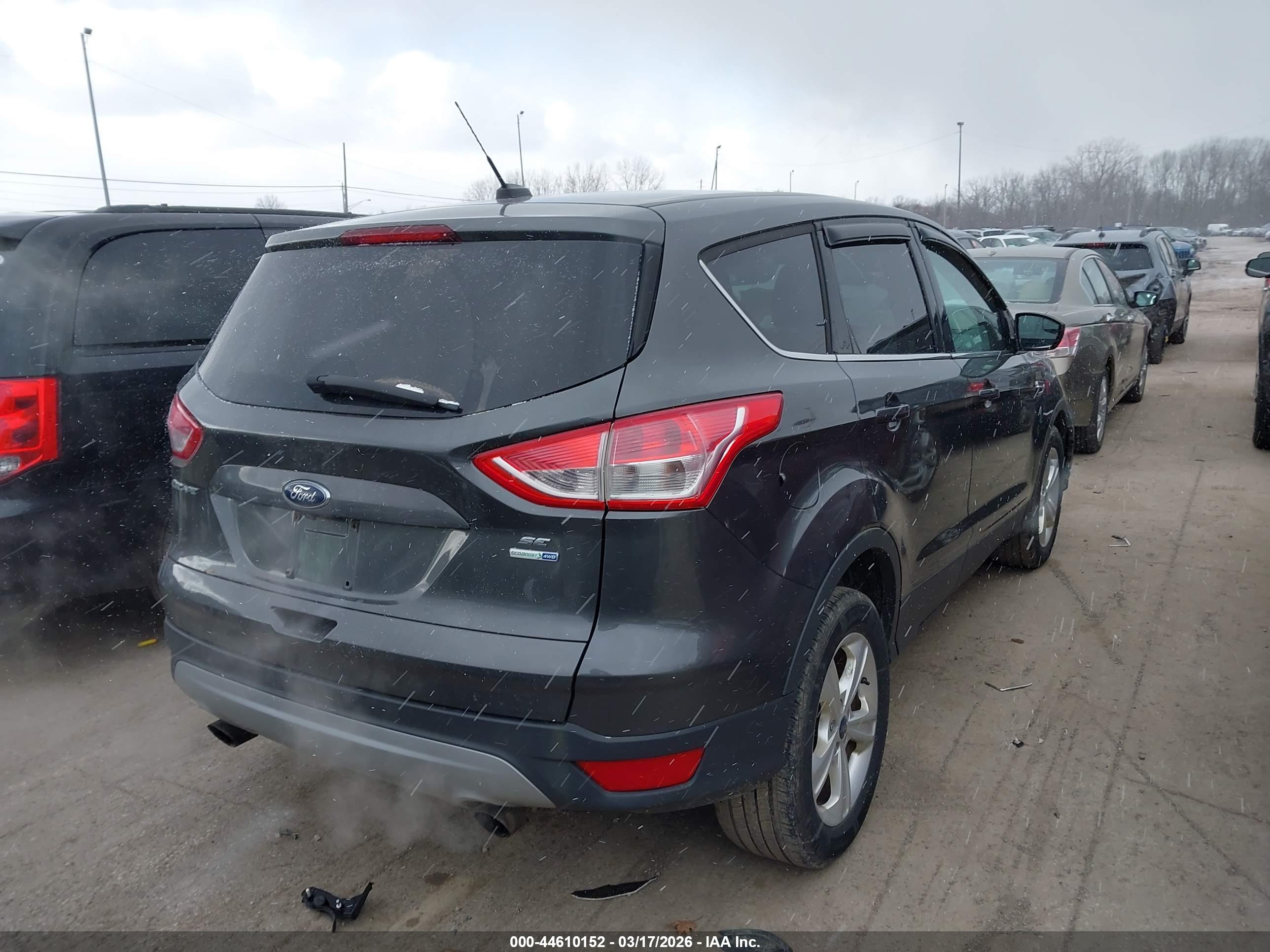 FORD ESCAPE image 4
