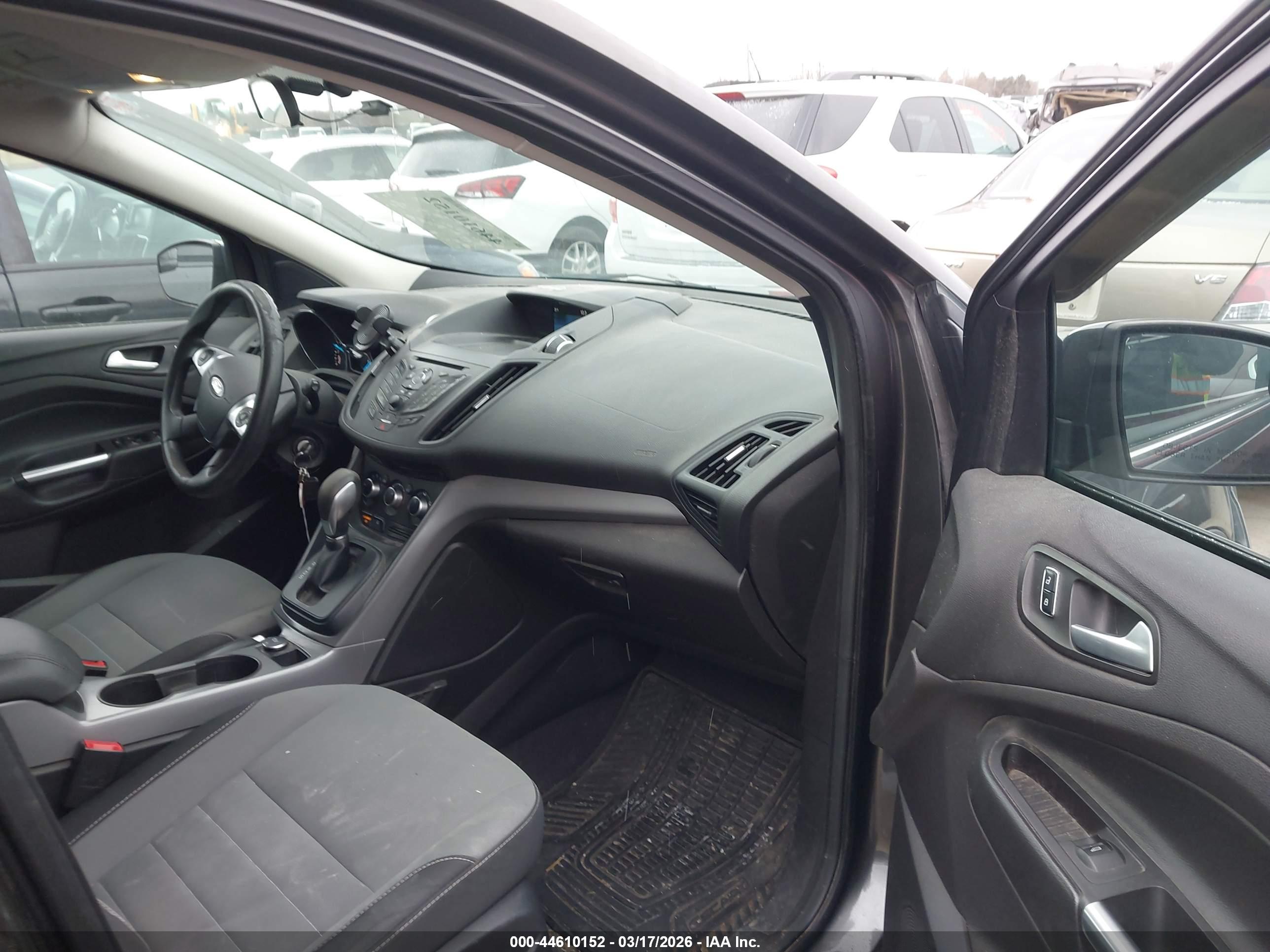 FORD ESCAPE image 5