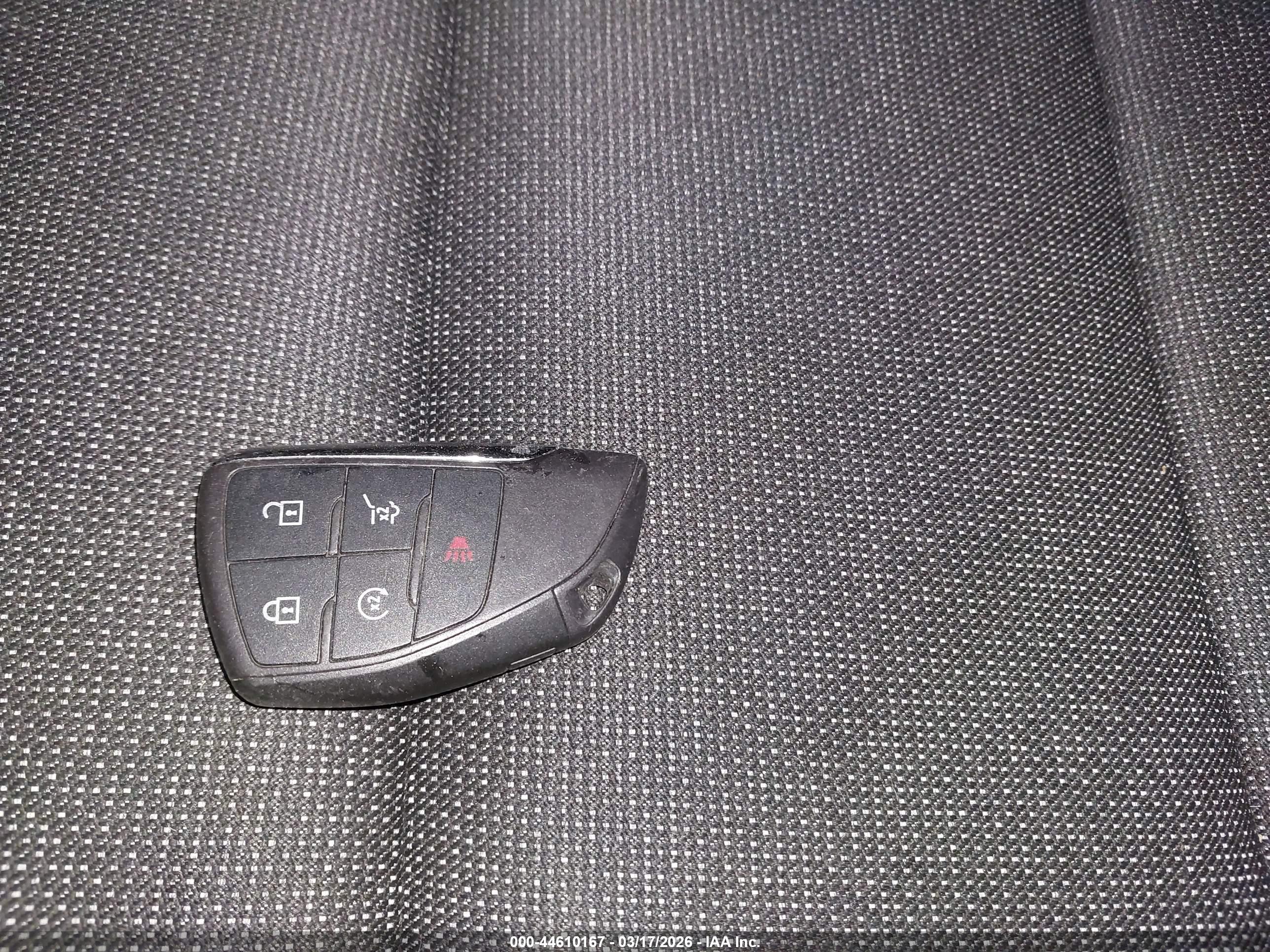 CHEVROLET TRAVERSE image 11