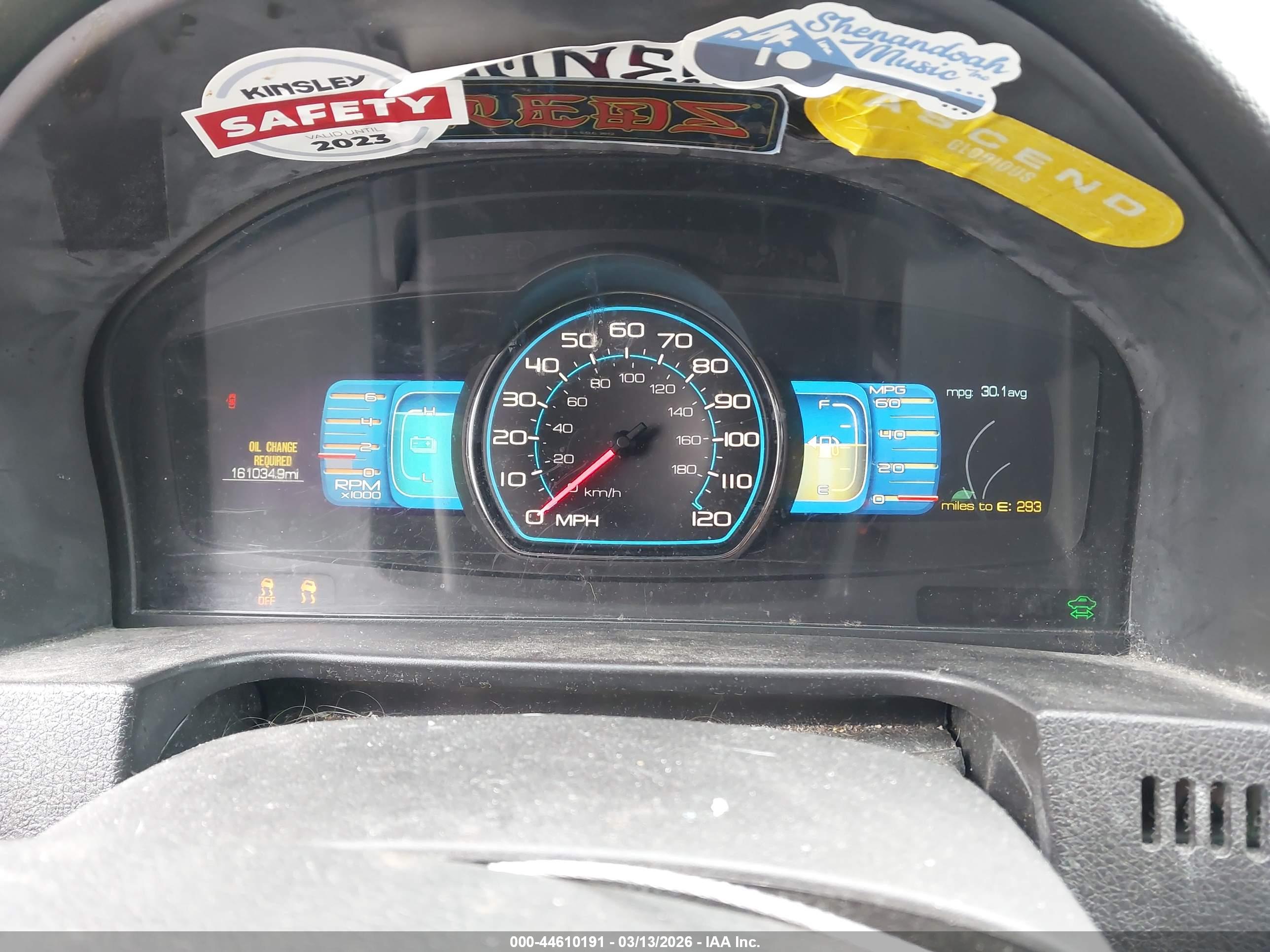 FORD FUSION image 7