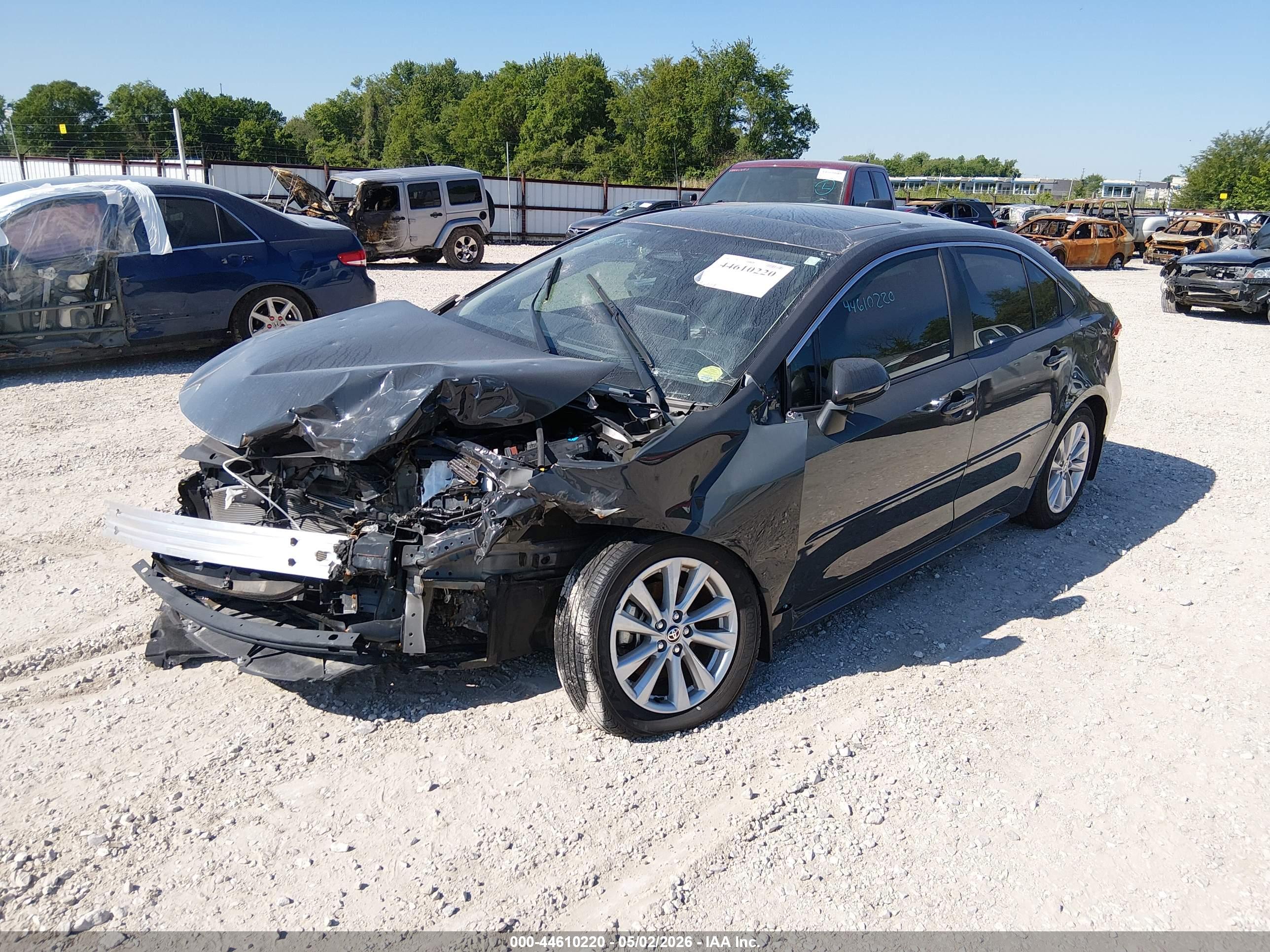 TOYOTA COROLLA image 2