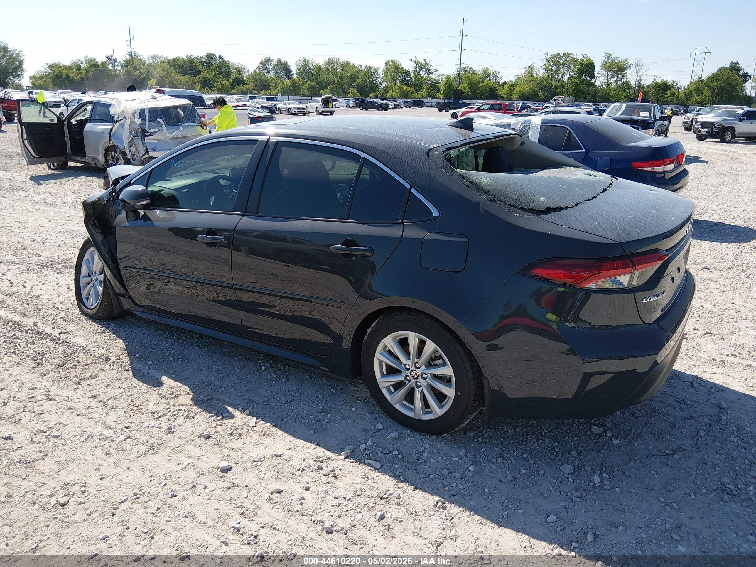 TOYOTA COROLLA image 3