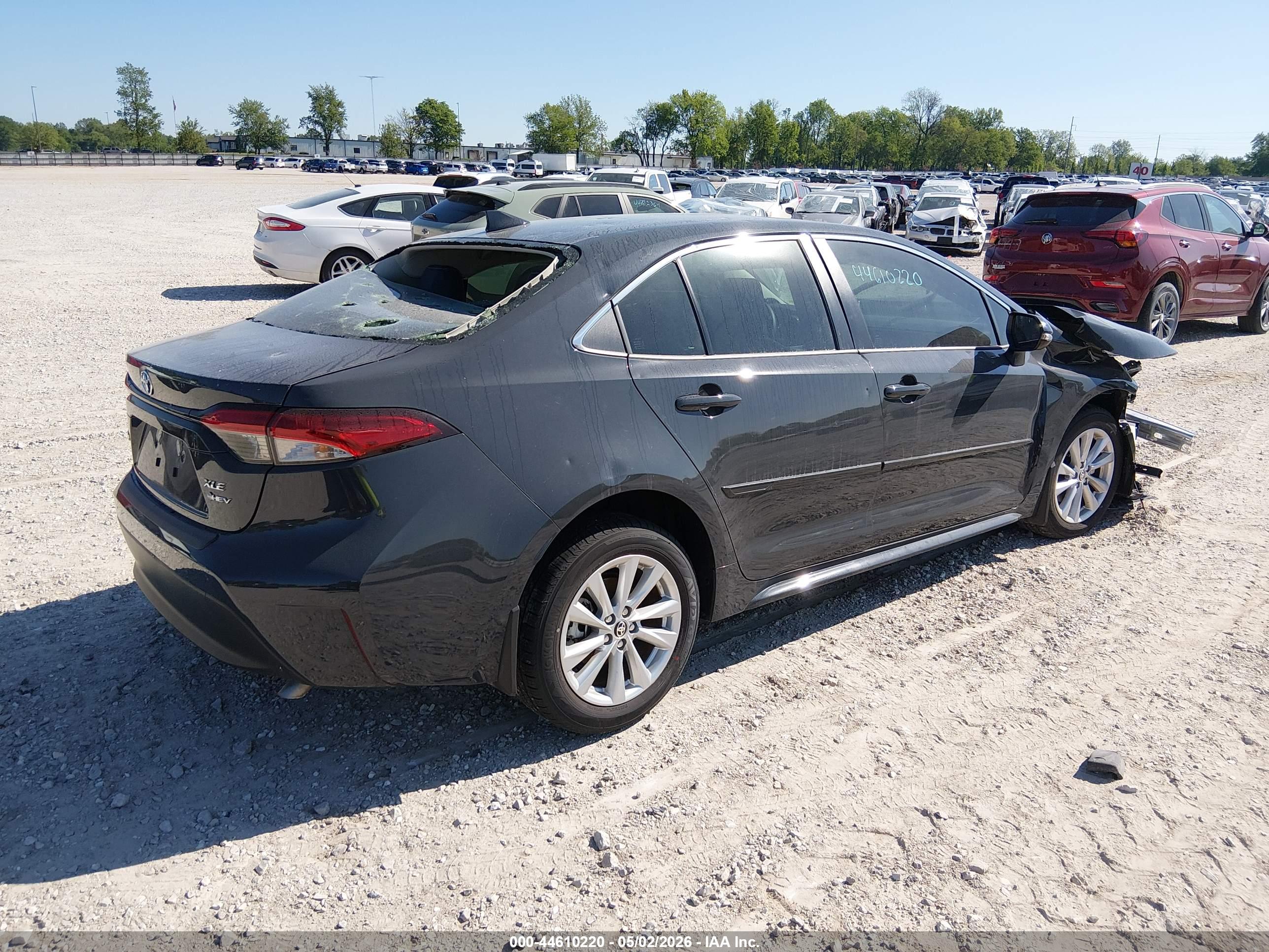 TOYOTA COROLLA image 4