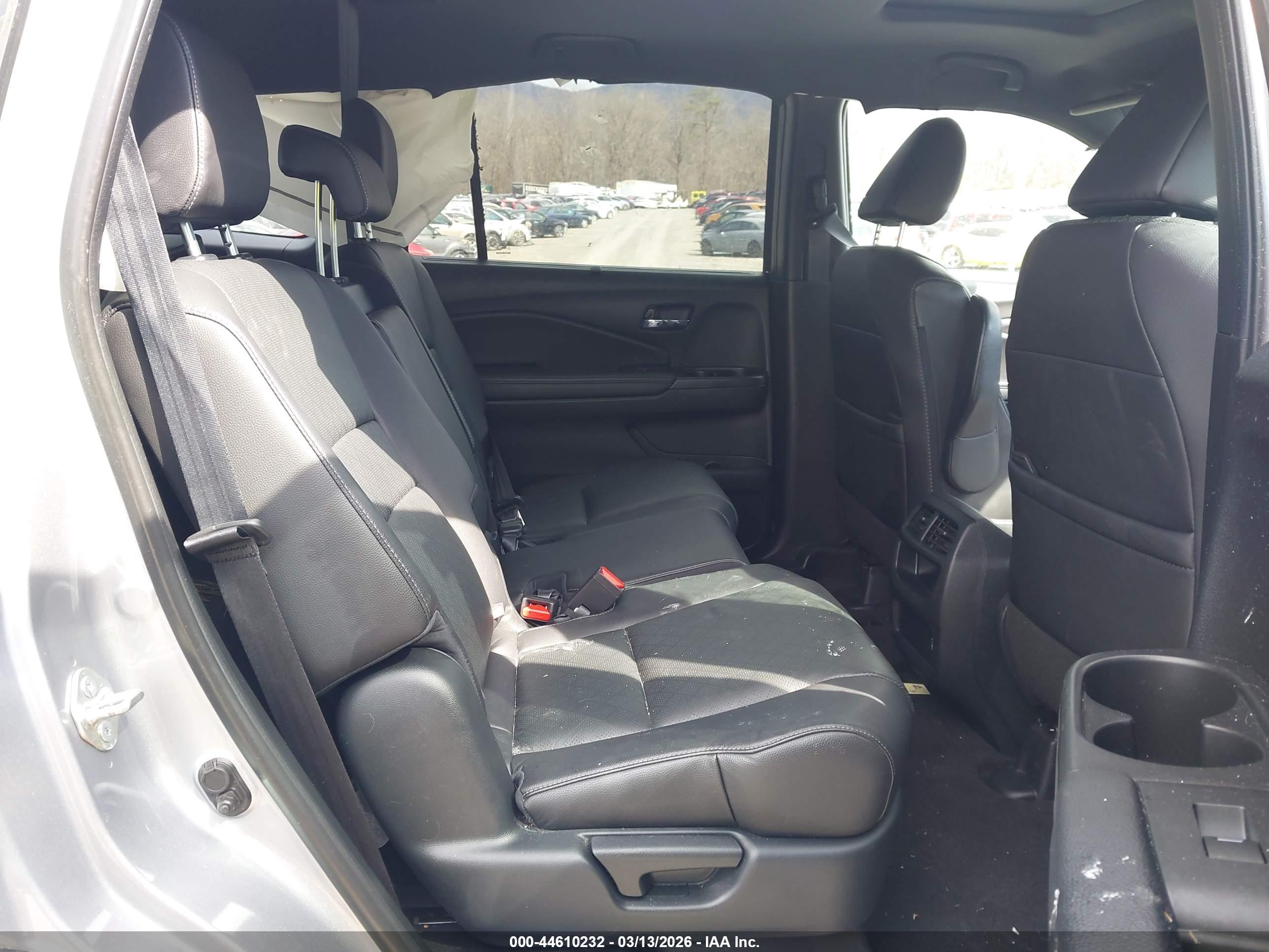 HONDA PASSPORT image 8