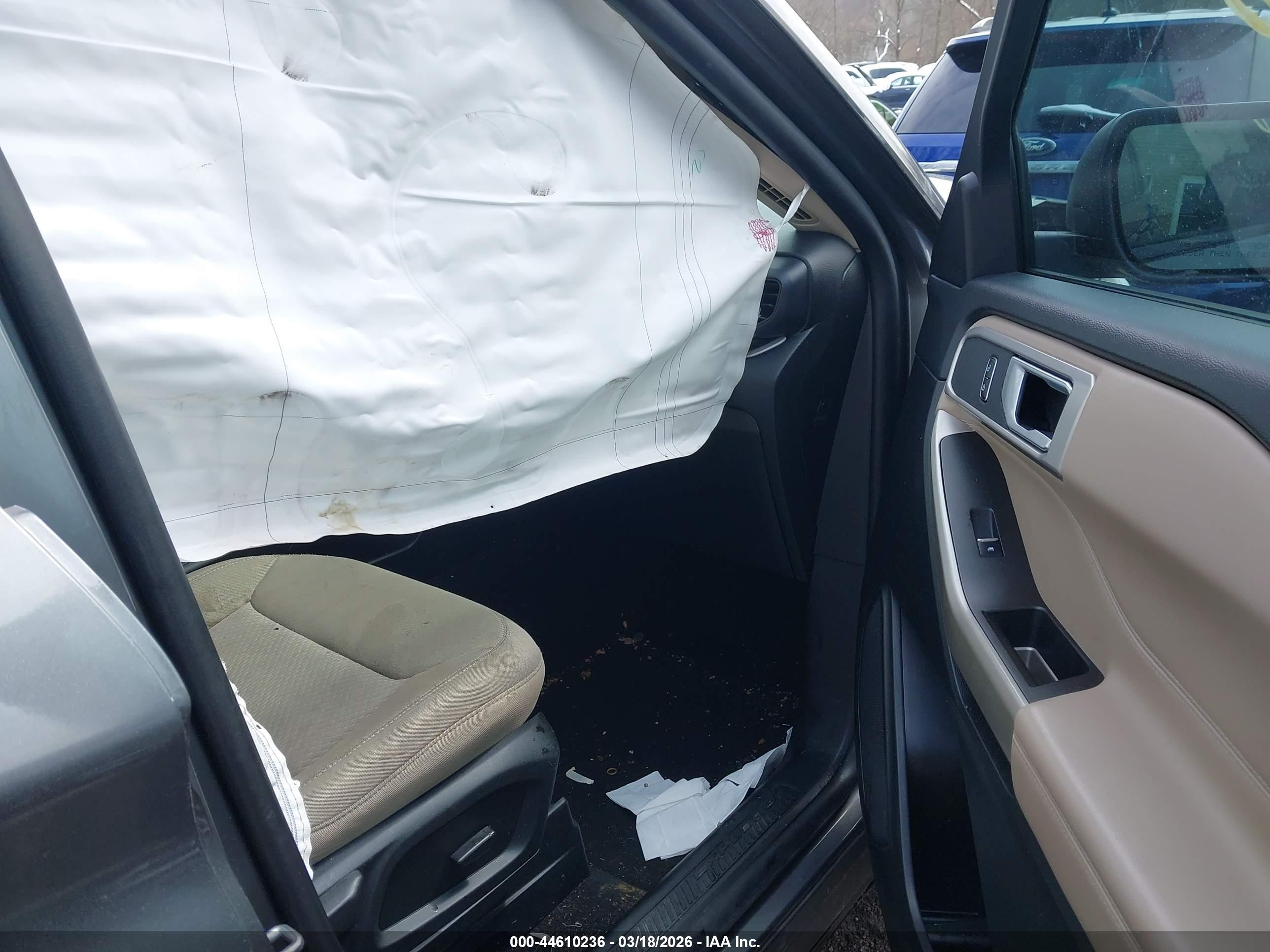 FORD EXPLORER image 5
