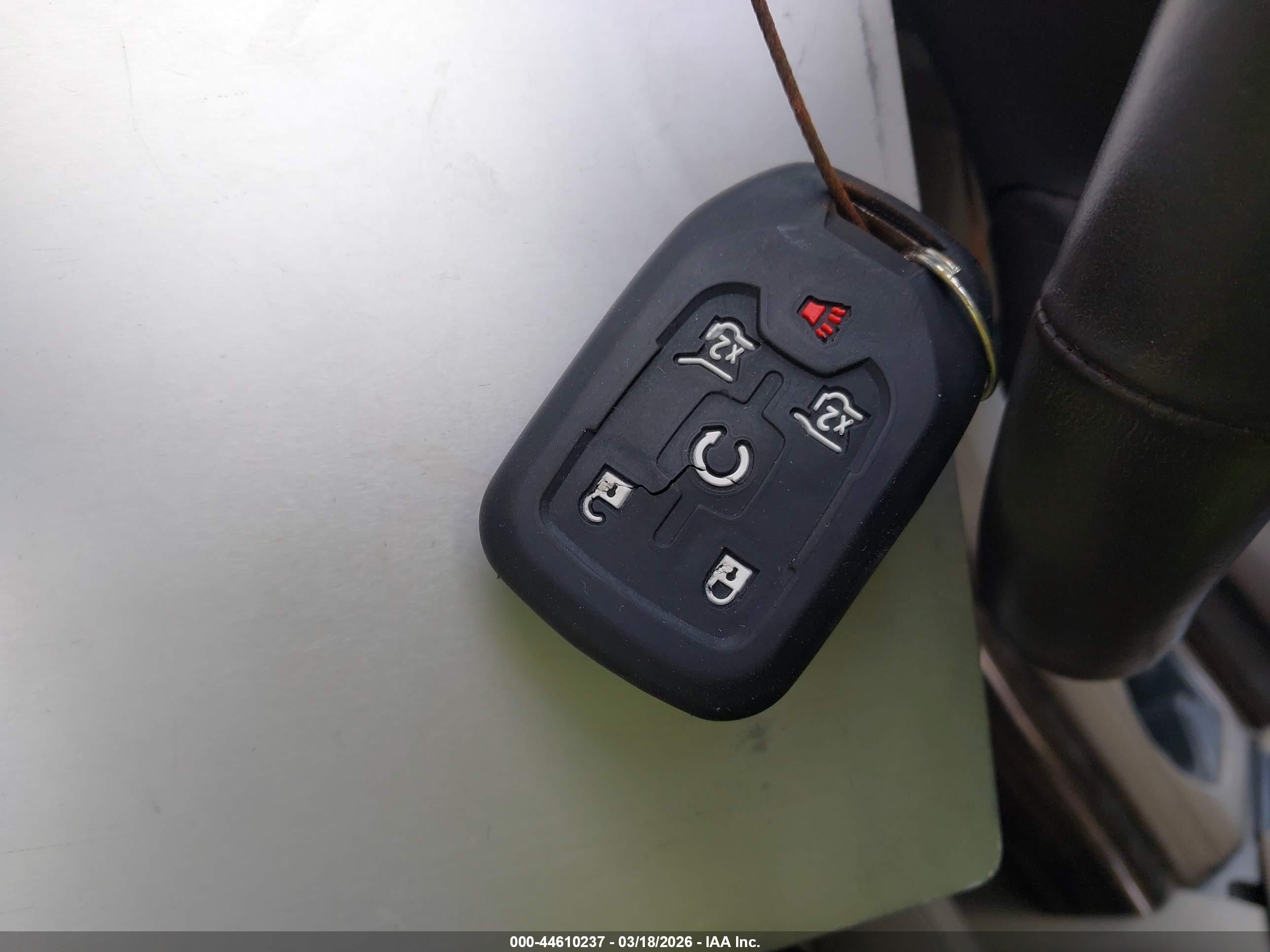 GMC YUKON image 11