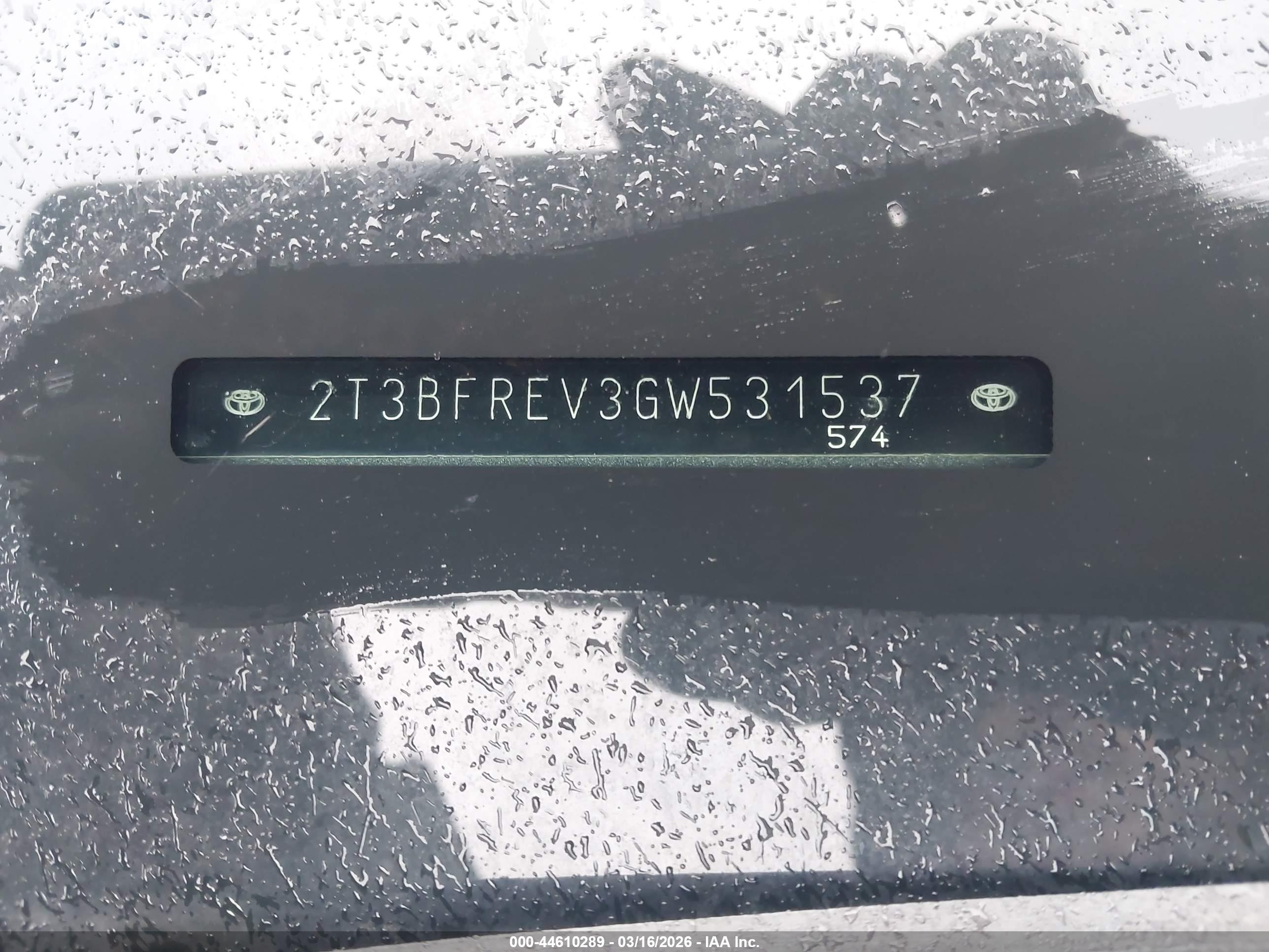 TOYOTA RAV4 image 9