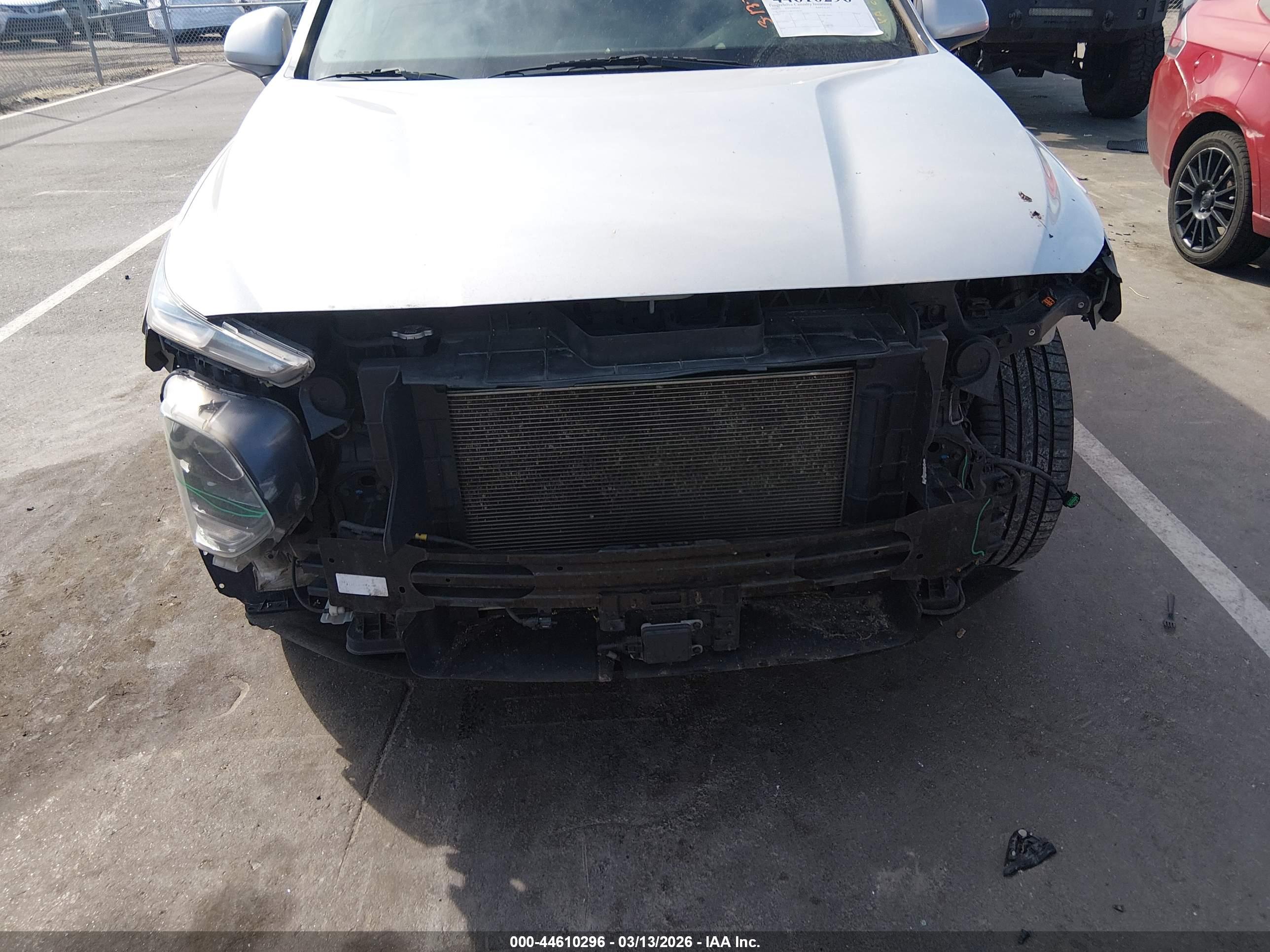 HYUNDAI SANTA image 6