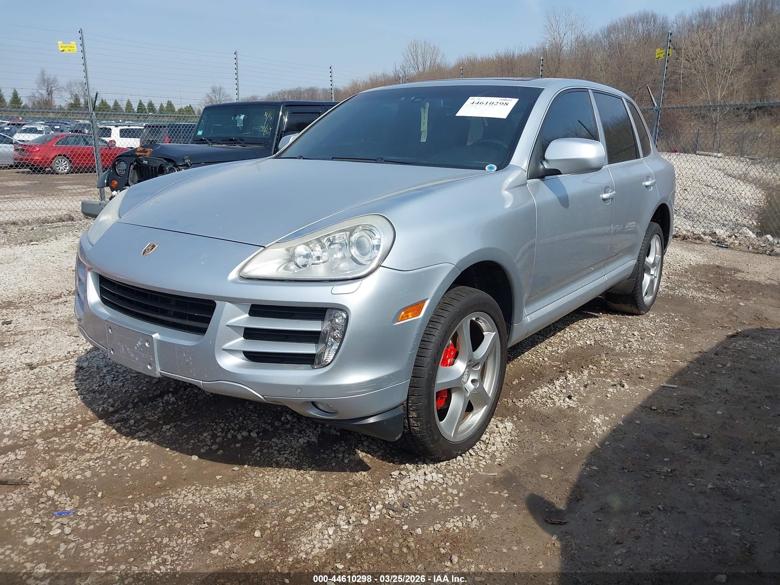 PORSCHE CAYENNE image 6