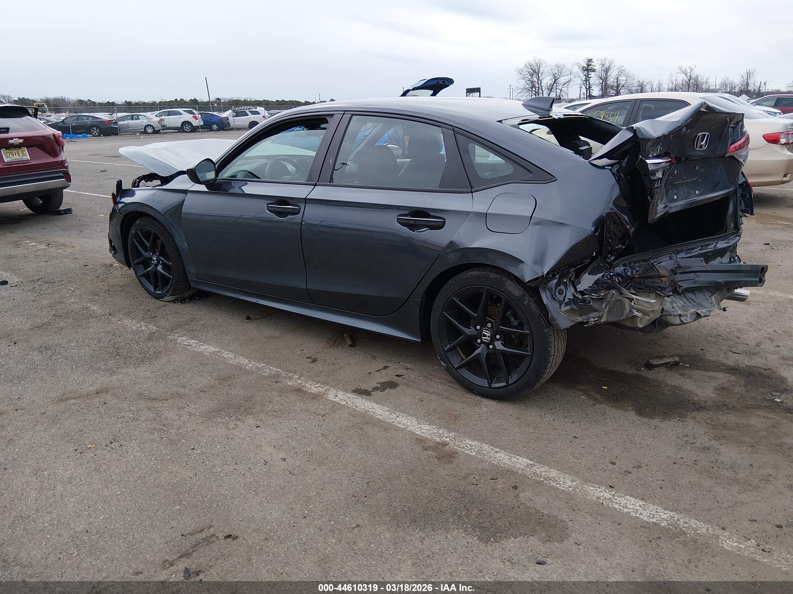 HONDA CIVIC image 3